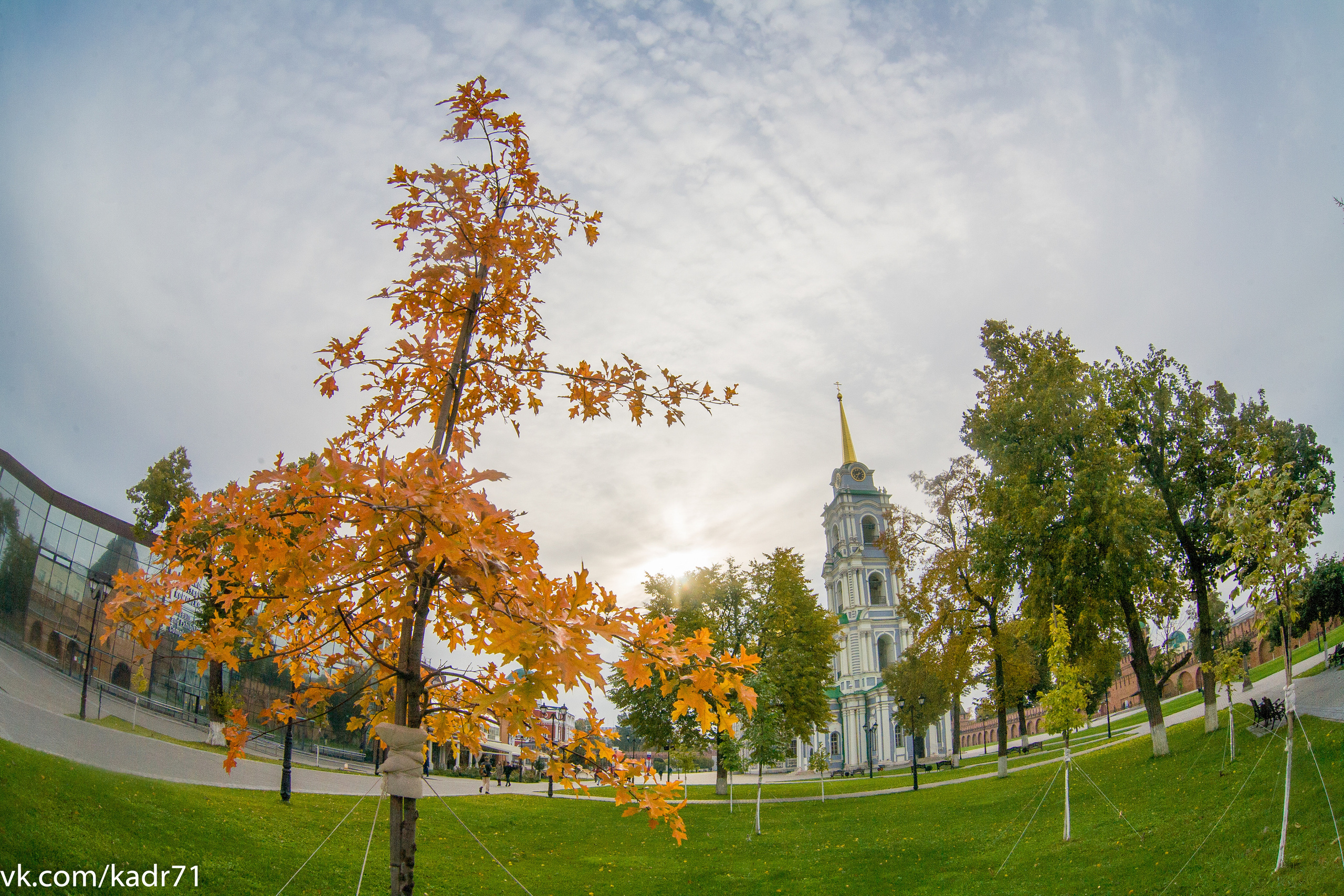 Тульский кремль осень (старенький 5Д и зенитар). Фотограф в Туле Крупский АнДРей. Фотостудия «КАДР71» в Туле