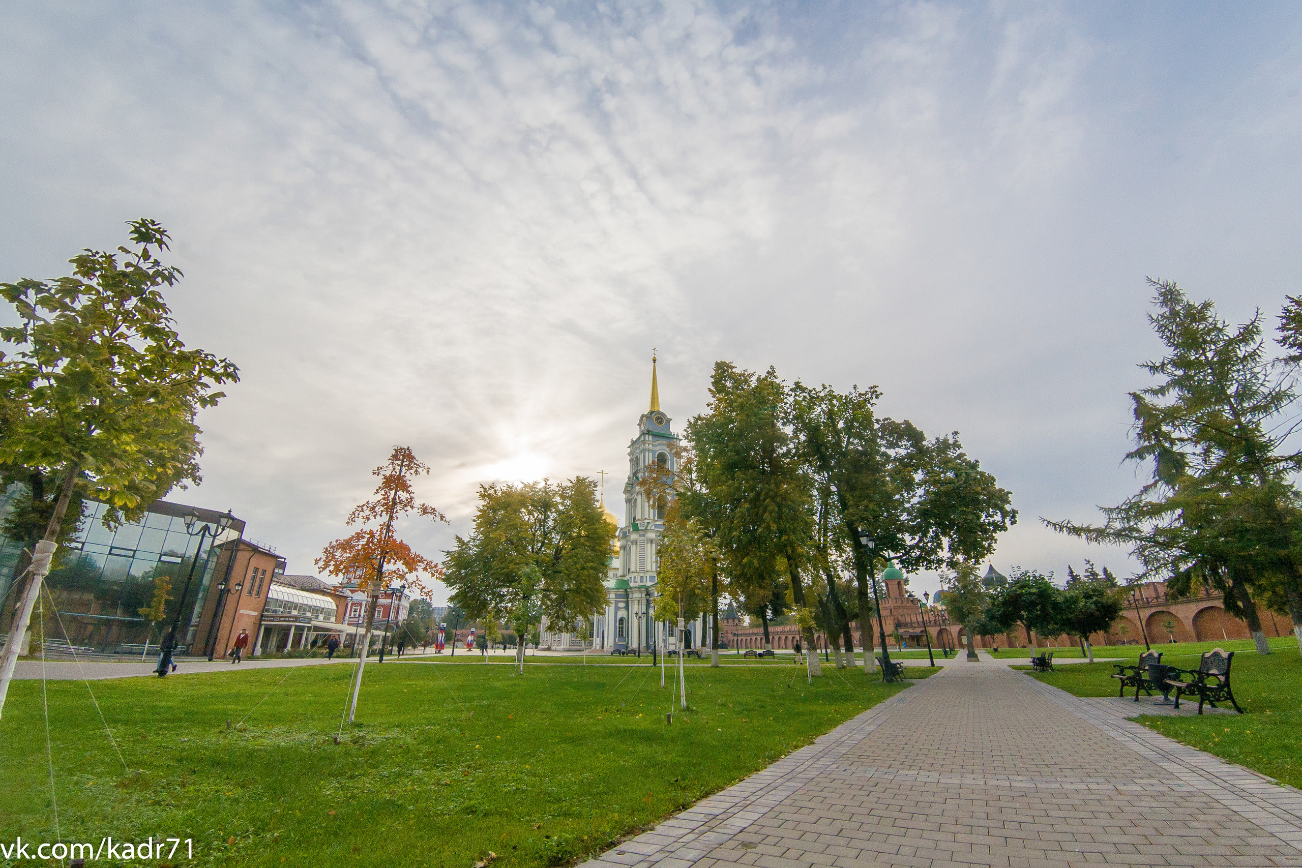 Тульский кремль осень (старенький 5Д и зенитар). Фотограф в Туле Крупский АнДРей. Фотостудия «КАДР71» в Туле