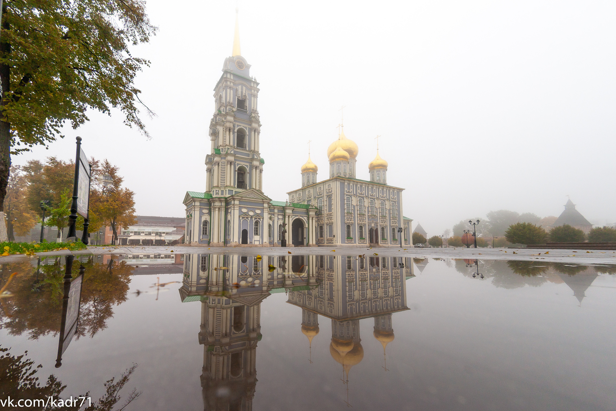Тульский кремль осень (старенький 5Д и зенитар). Фотограф в Туле Крупский АнДРей. Фотостудия «КАДР71» в Туле