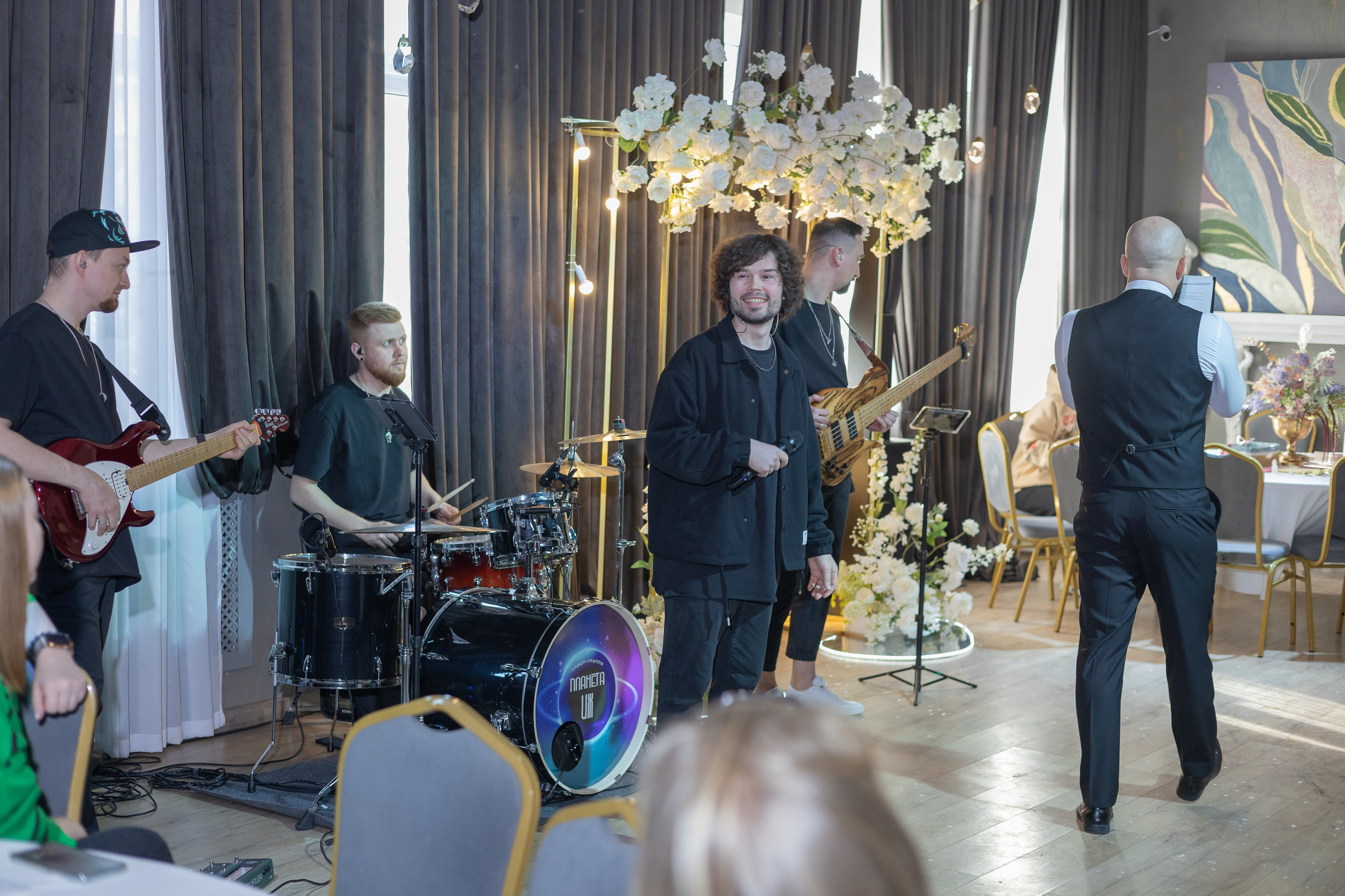 Свадебное чаепитие для молодоженов