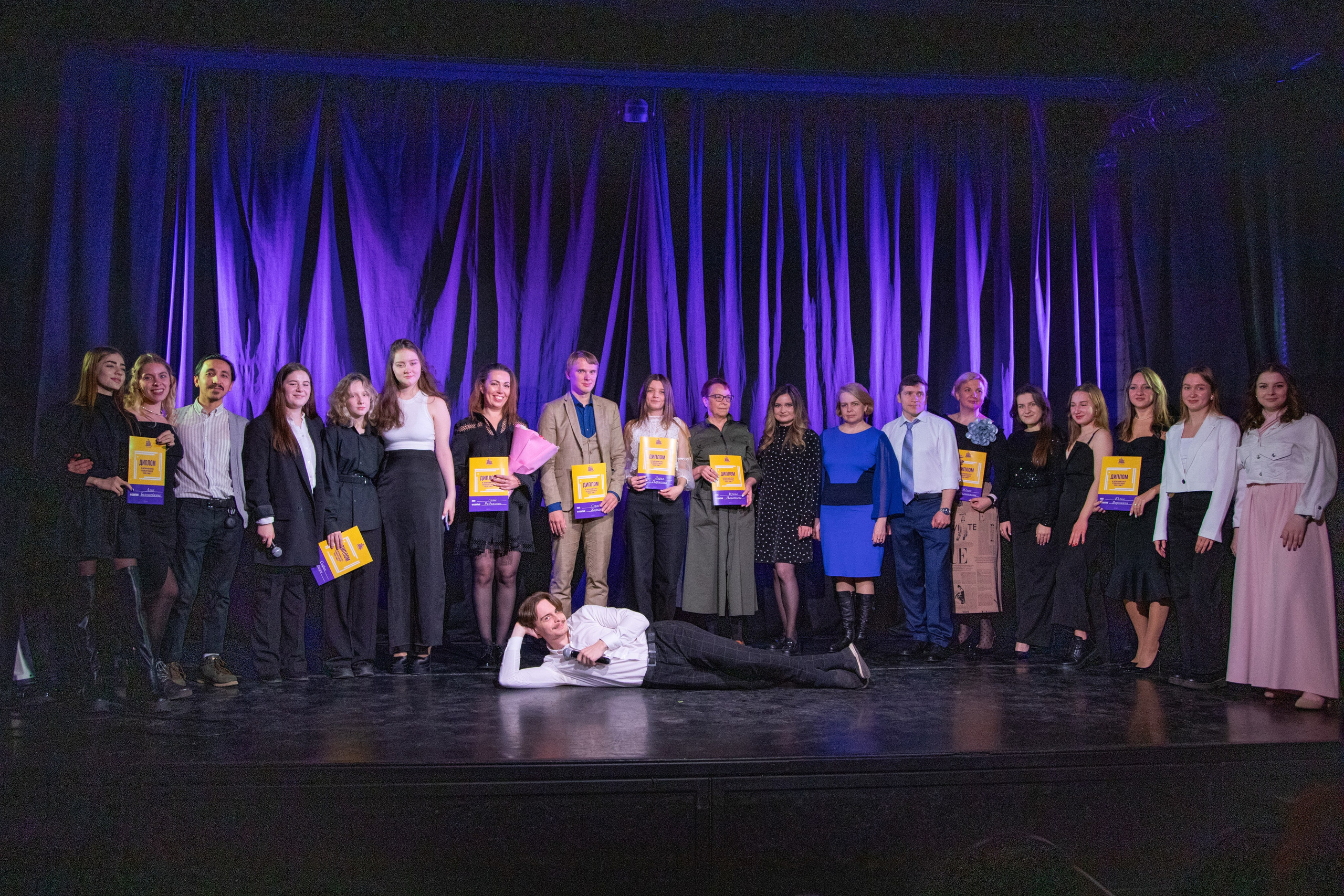 Фотосъёмка концертного выступления | Пример школьного отчётника. Фотограф Нижний Новгород Мария Китаева