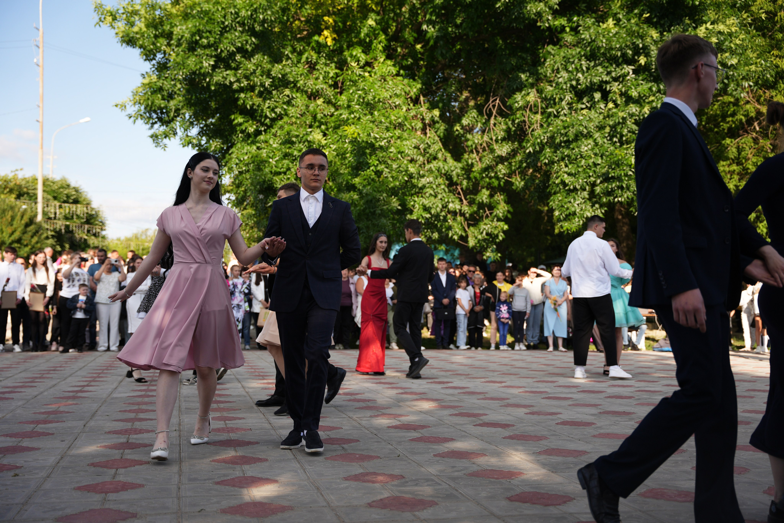 Выпускной в парке. Ольга Плаксина фотограф в Саратове