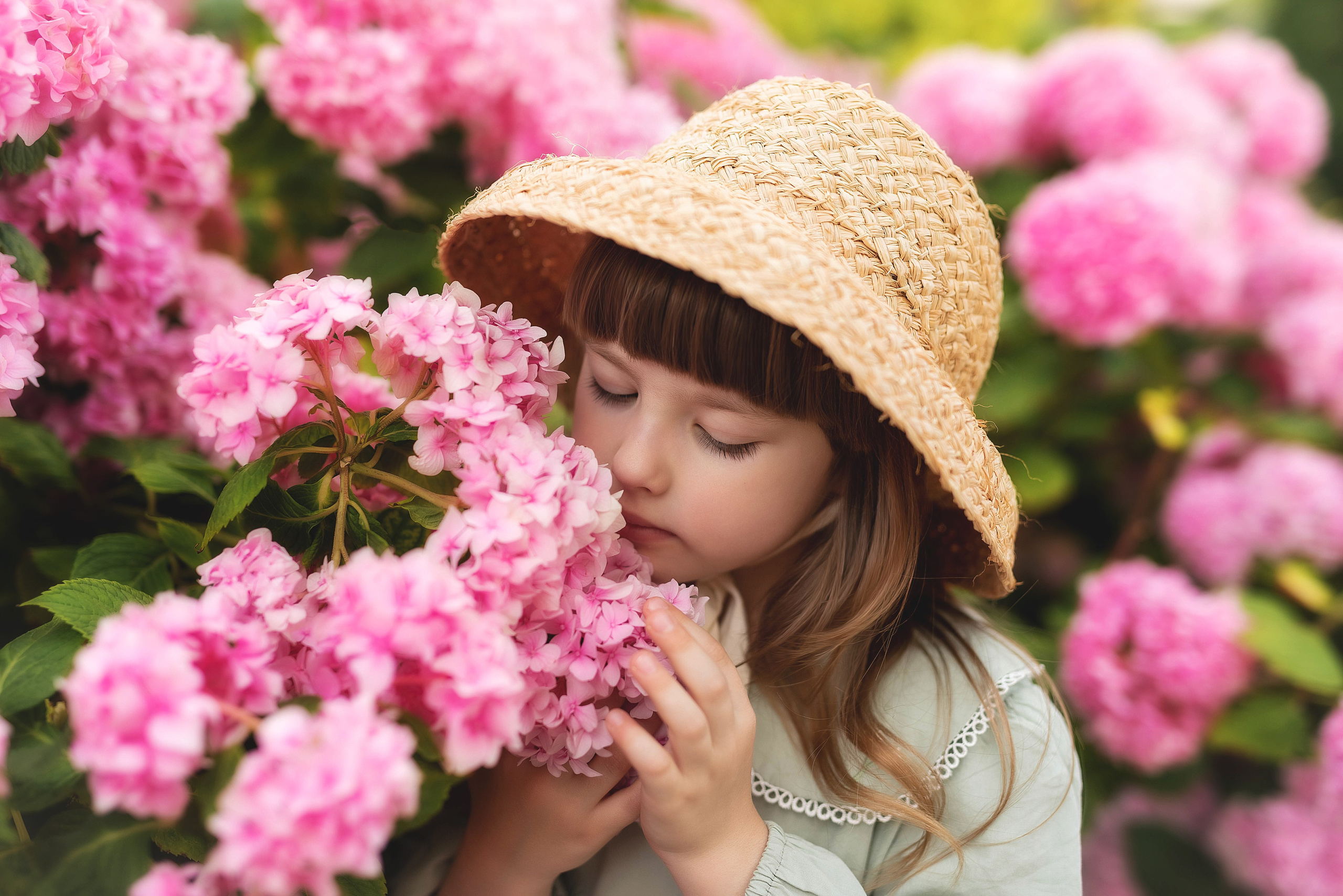 Портретная фотосессия в гортензиях. Семейный, детский фотограф в Воронеже Анна Никитина