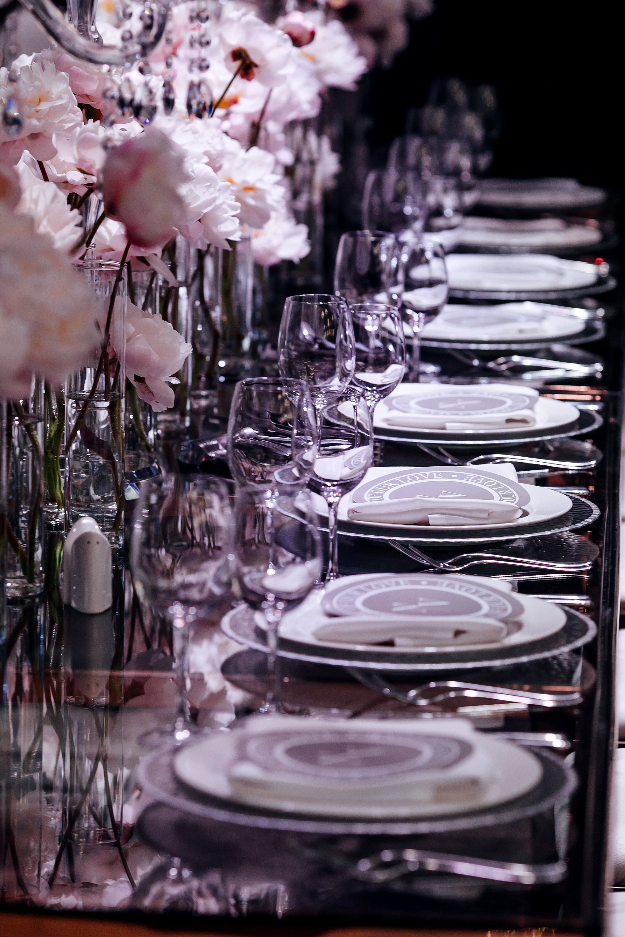 Decor and details. Любовь Чуляева — свадебный фотограф в Москве и Европе