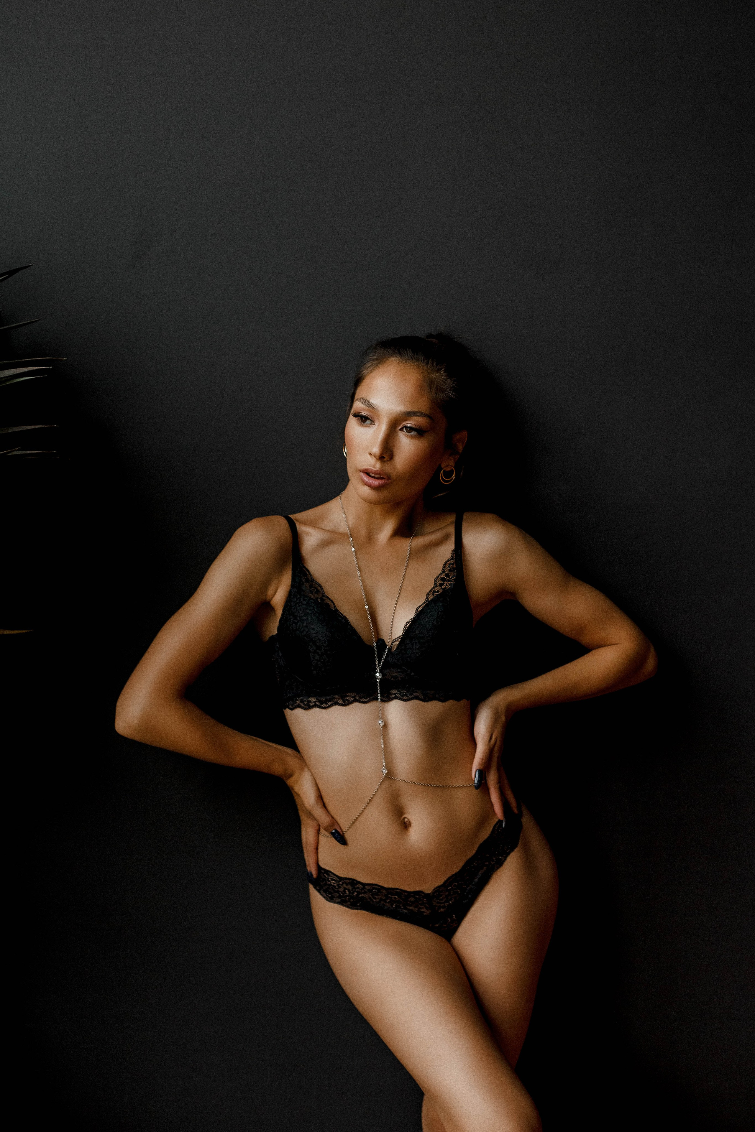 Азиза (в белье). Фотограф из Владивостока Юлия Черепова