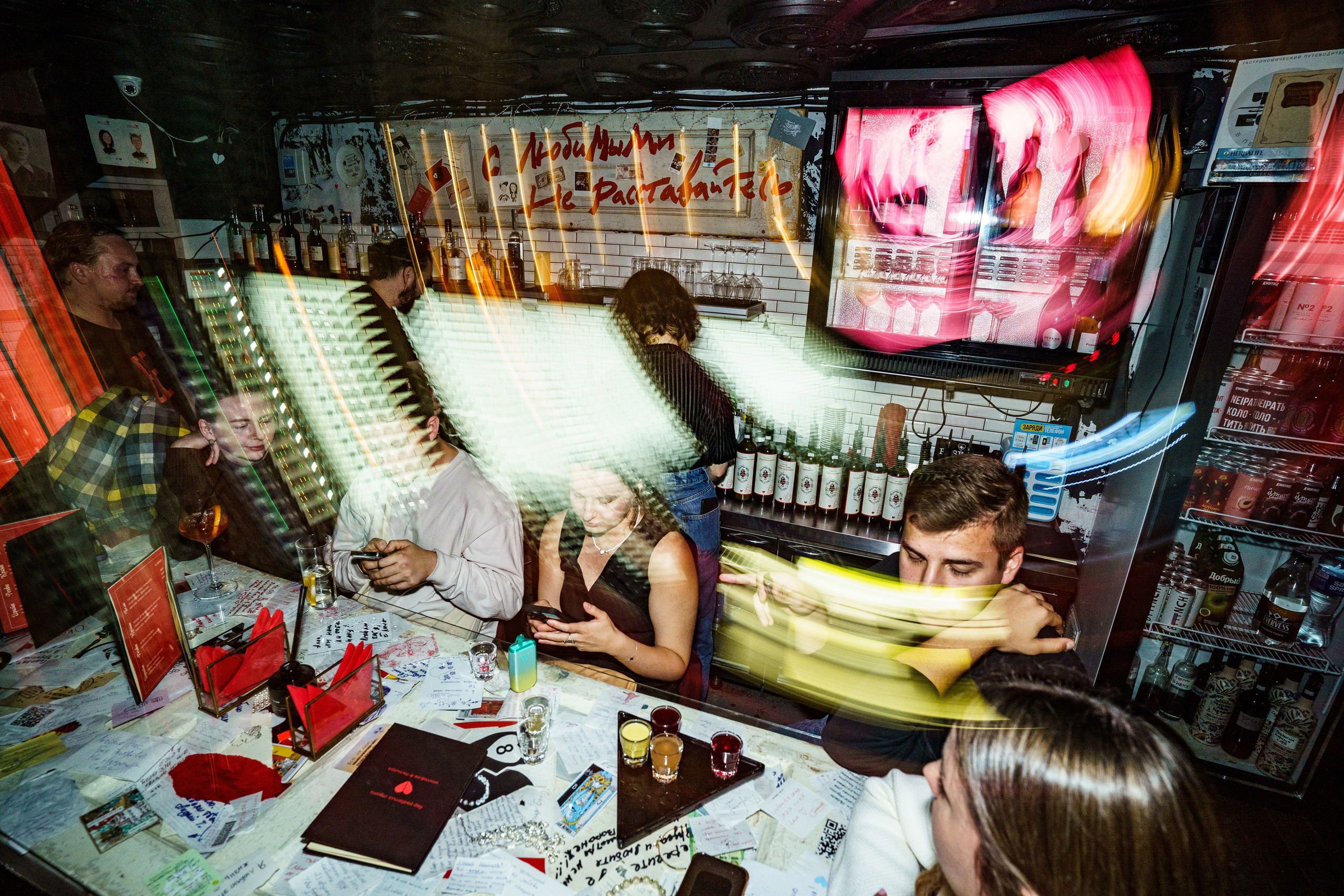 Из Сибири с любовью. Бар разбитых сердец. Концертный и репортажный фотограф в Санкт-Петербурге Слава Пахомов