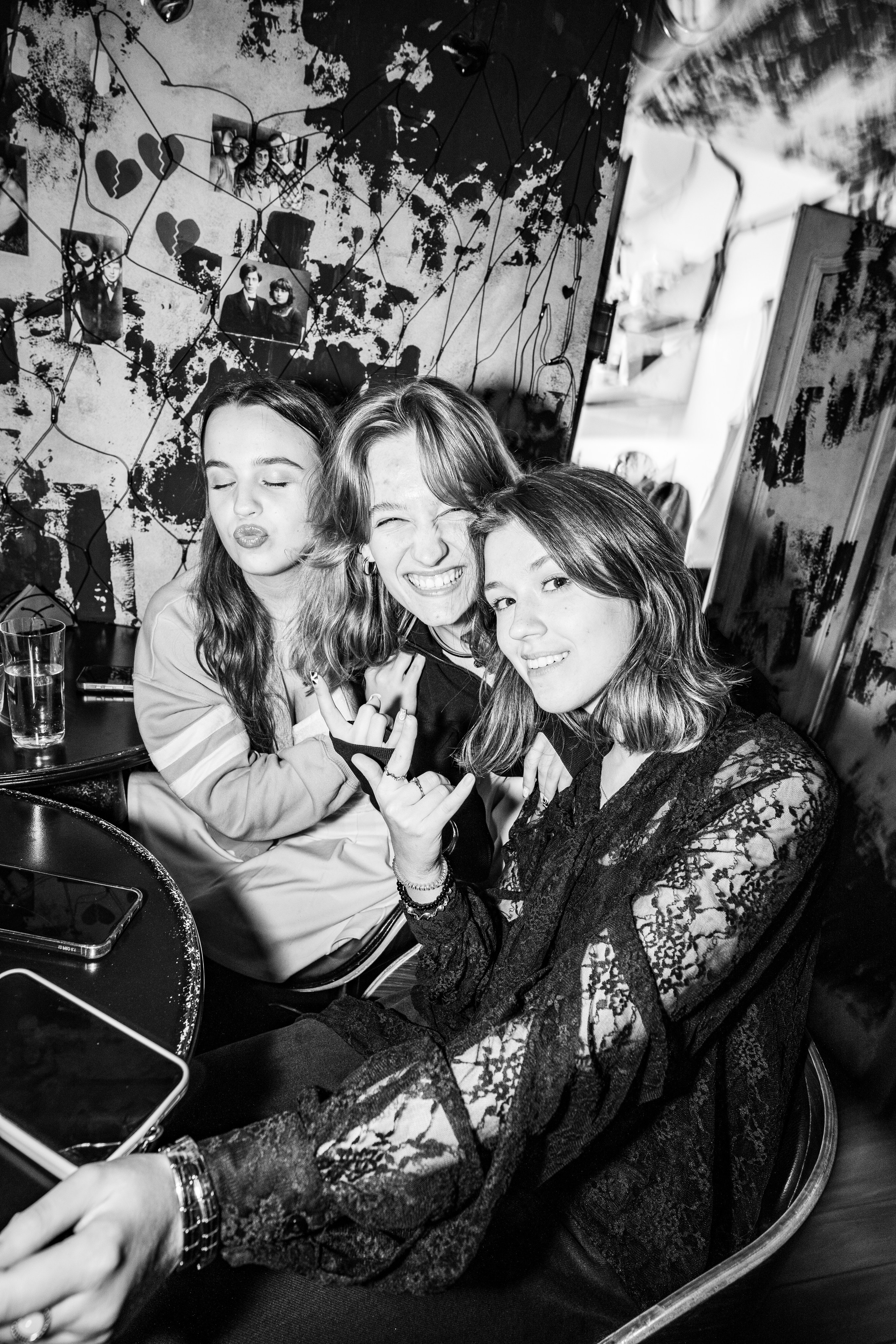 Из Сибири с любовью. Бар разбитых сердец. Концертный и репортажный фотограф в Санкт-Петербурге Слава Пахомов