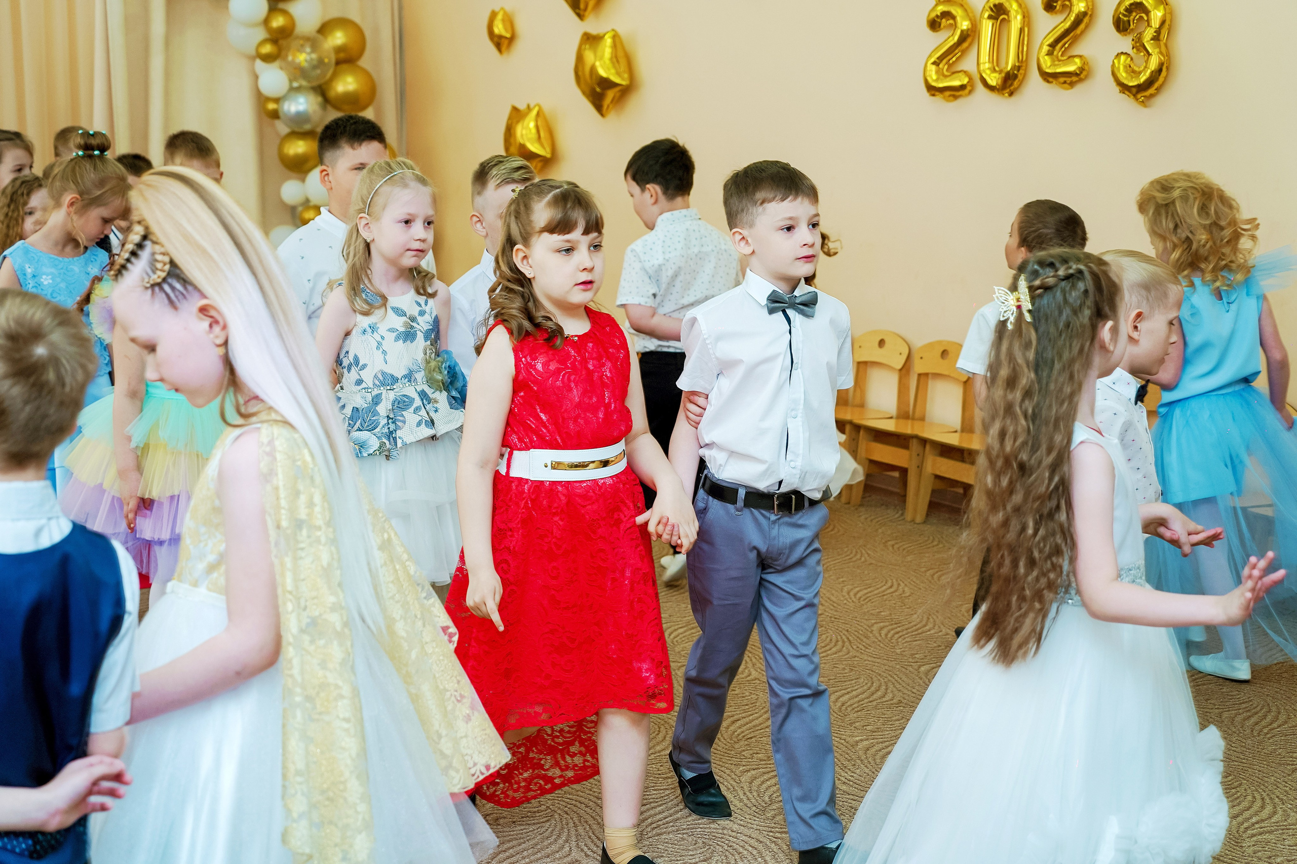 Фотосъемка видеосъёмка фотограф видеооператор новогодних утренников  в. Фотограф, видеооператор Нина Коршунова