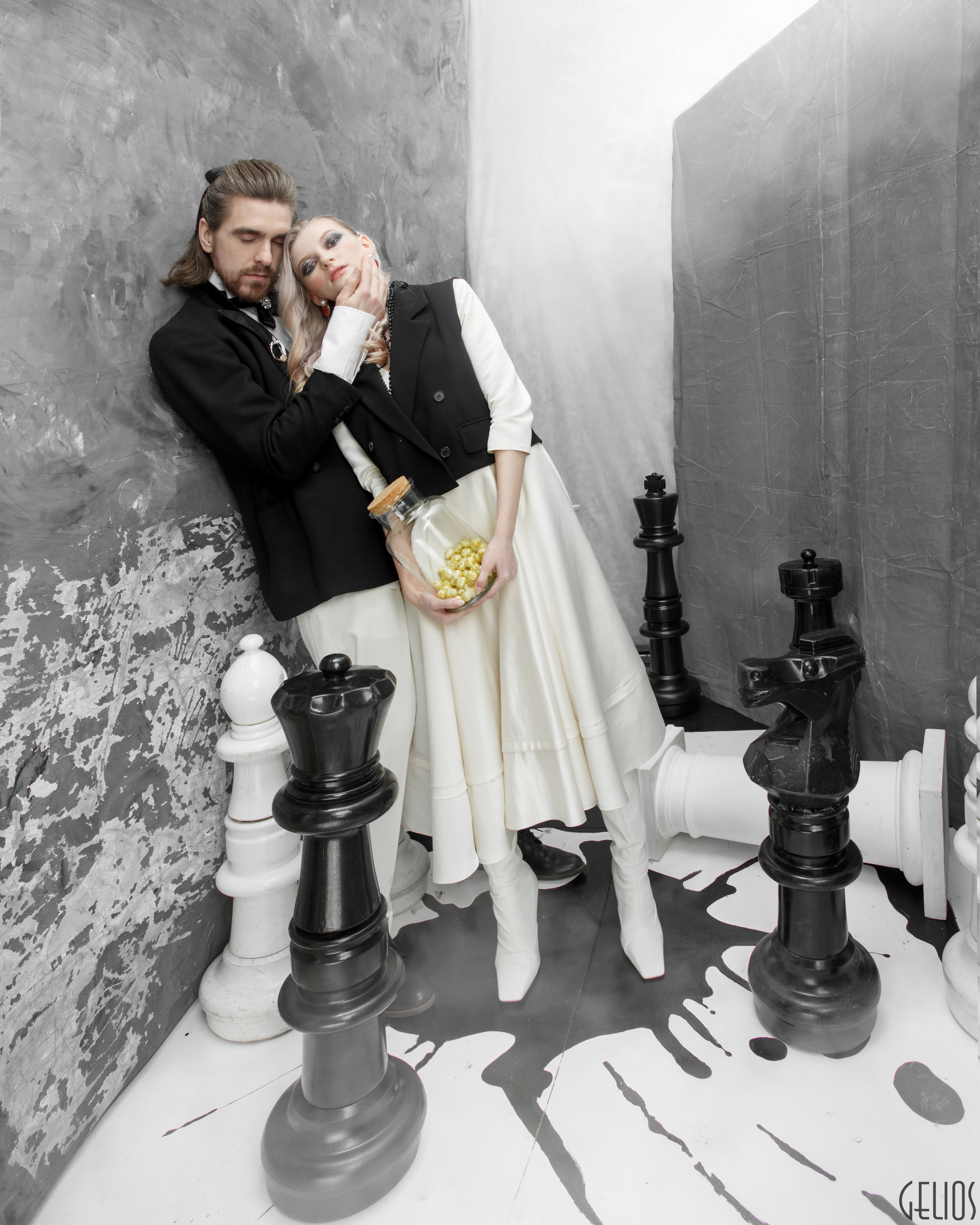 Королевский гамбит (проект с большими шахматами закрыт). Фотостудия «Gelios». Фотосессии в Калининграде