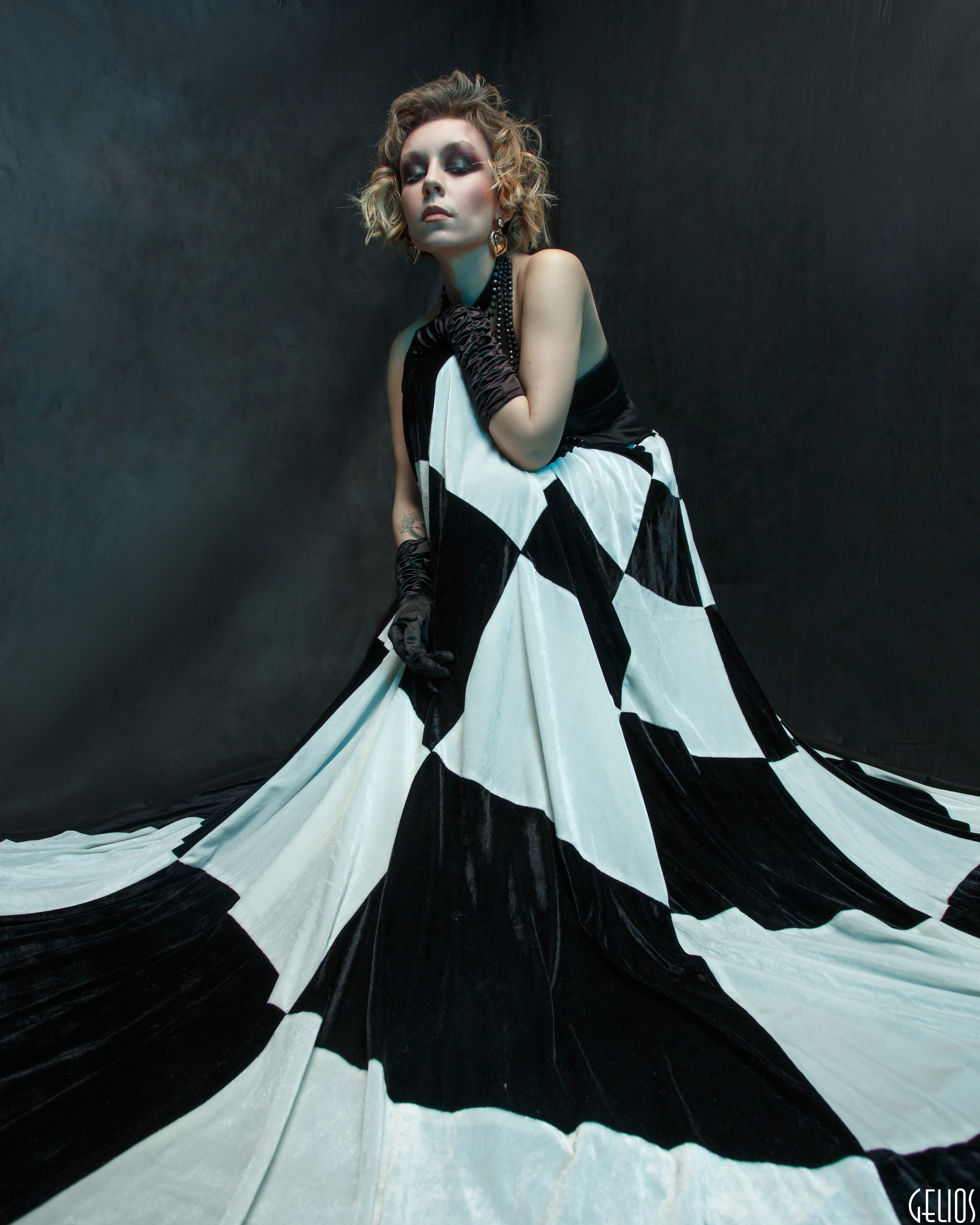 Королевский гамбит (проект с большими шахматами закрыт). Фотостудия «Gelios». Фотосессии в Калининграде