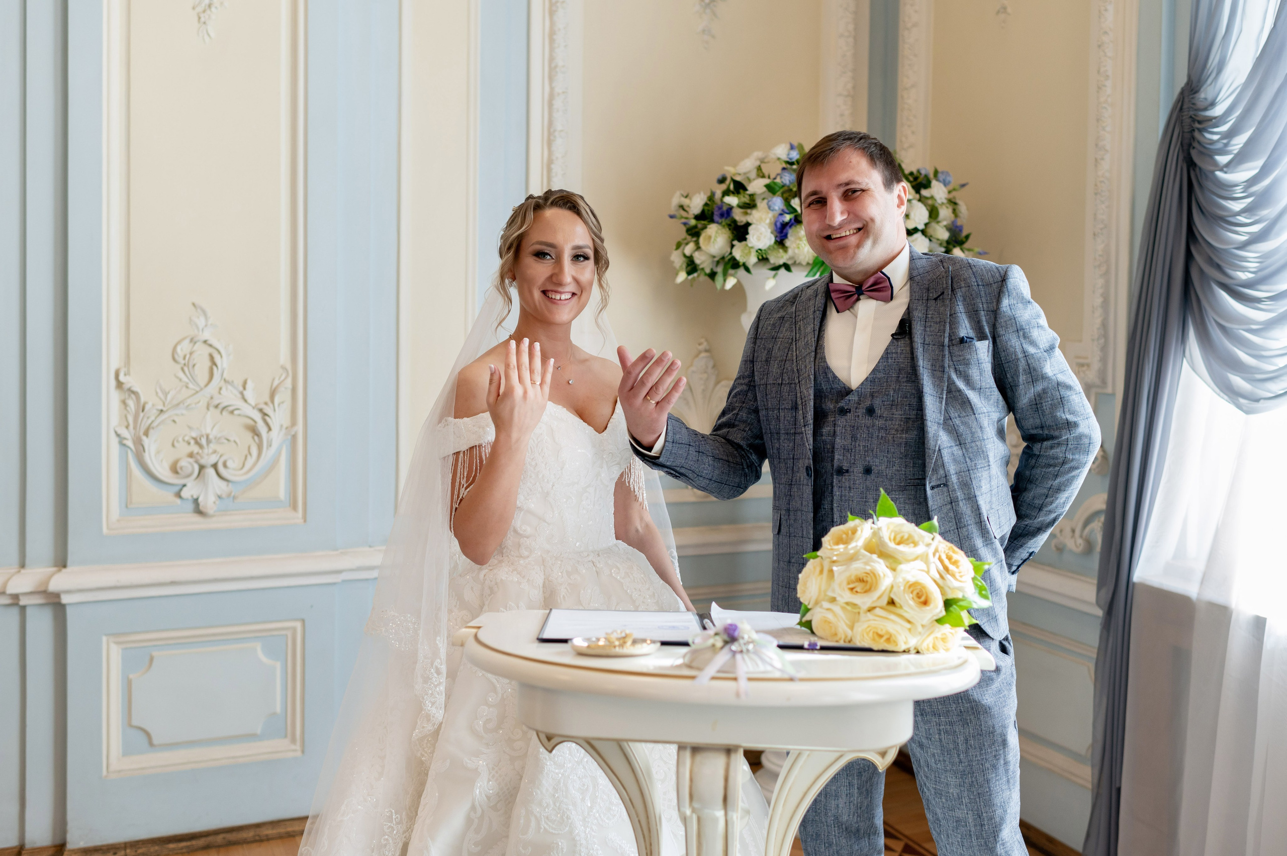 Анастасия и Игорь (фотосессия во Втором Дворце Бракосочетания, Польский сад, здание городской Ратуши). Портретный, семейный и свадебный фотограф в Санкт-Петербурге и в Пушкине Ширяев Денис