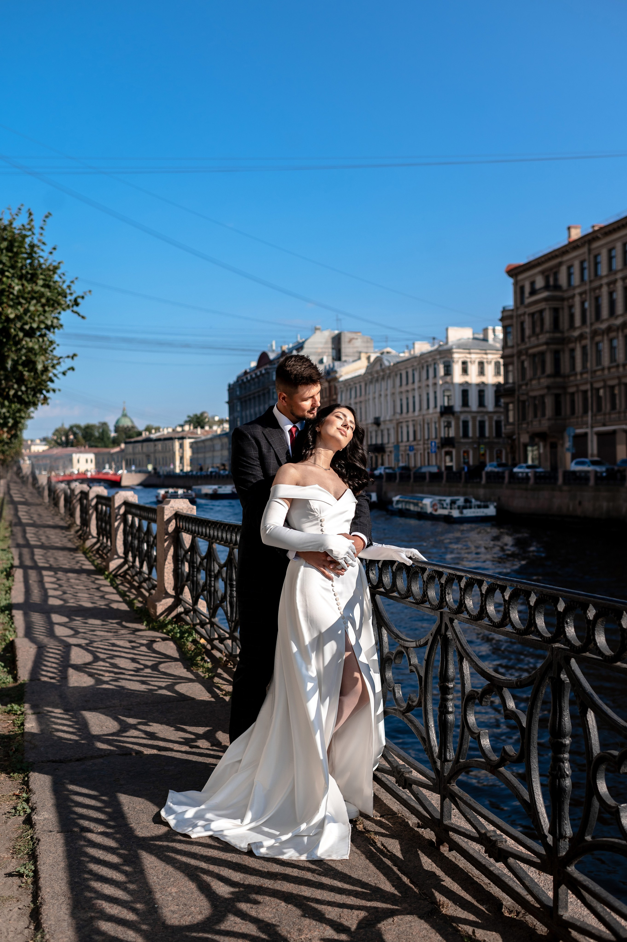 Камерная свадьба в Первом Дворце Бракосочетания №1 на Английской набережной Яны и Евгения. Портретный, семейный и свадебный фотограф в Санкт-Петербурге и в Пушкине Ширяев Денис