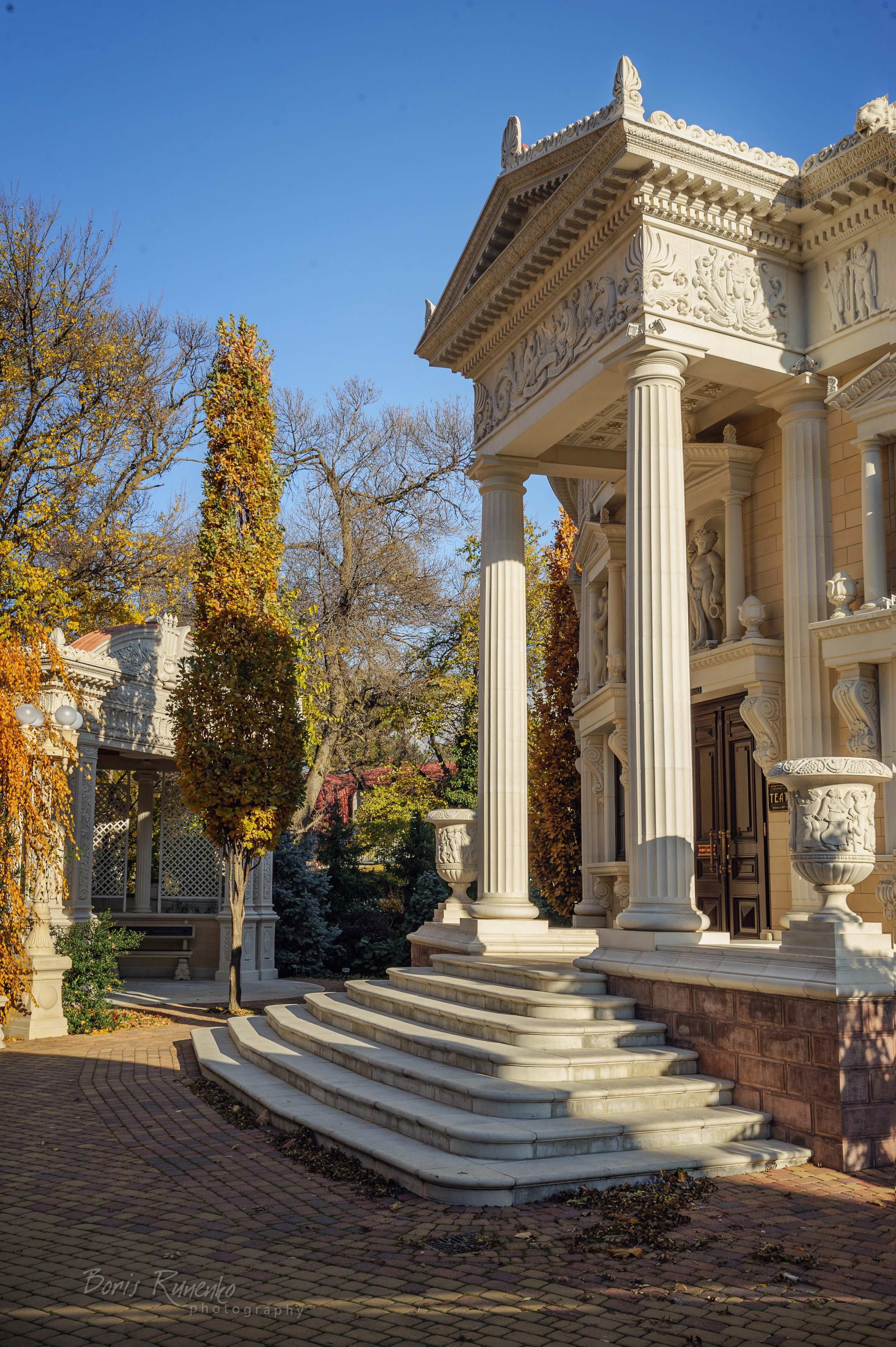 КАБАРДИНКА. СТАРЫЙ ПАРК. Борис Руненко. Пейзажный и travel-фотограф