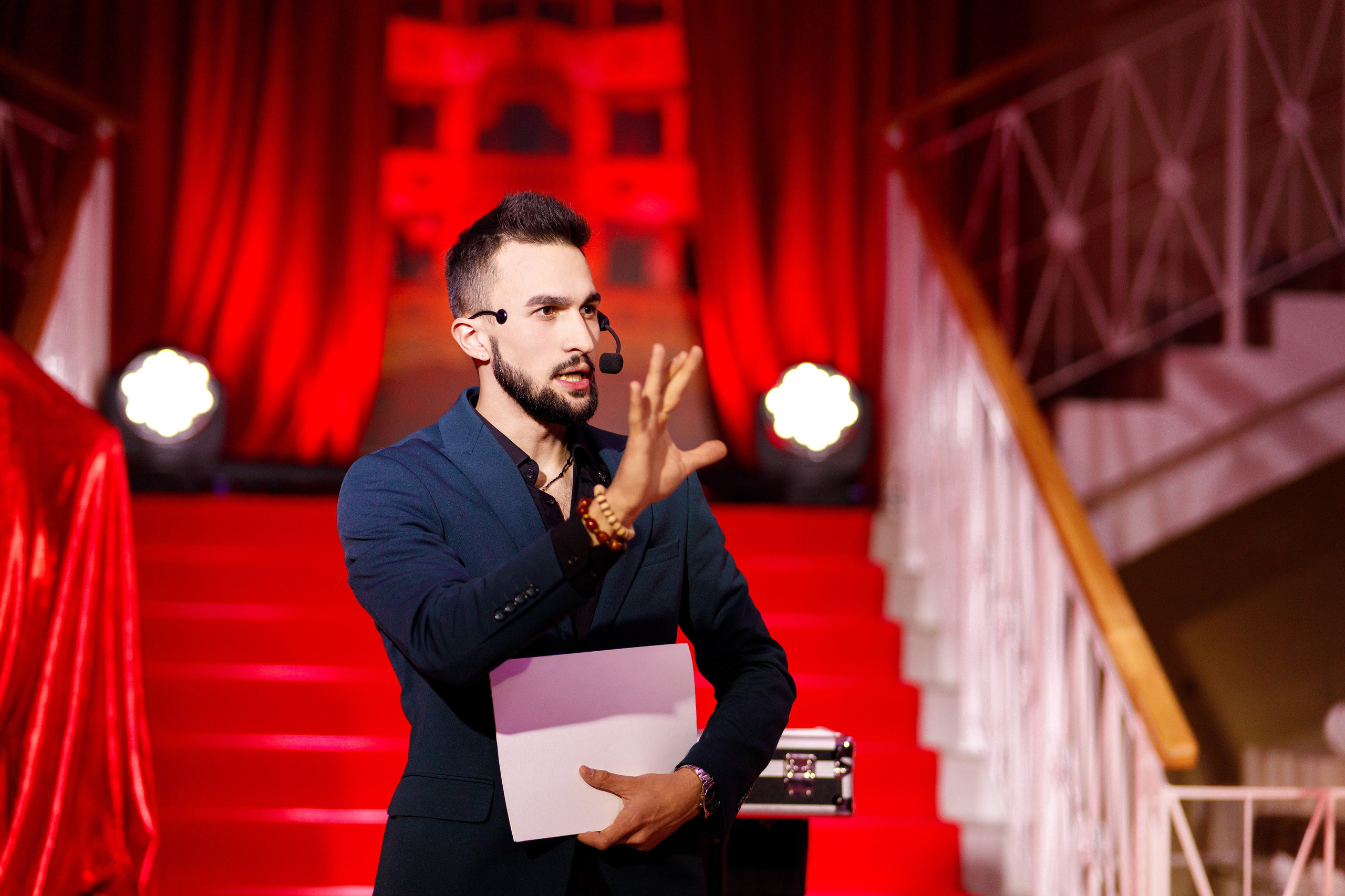 Награждение победителя конкурса «Учитель Года» г. Горнозаводск. Фотограф Дмитрий Молчанов | Фотограф Пермь | Фотограф