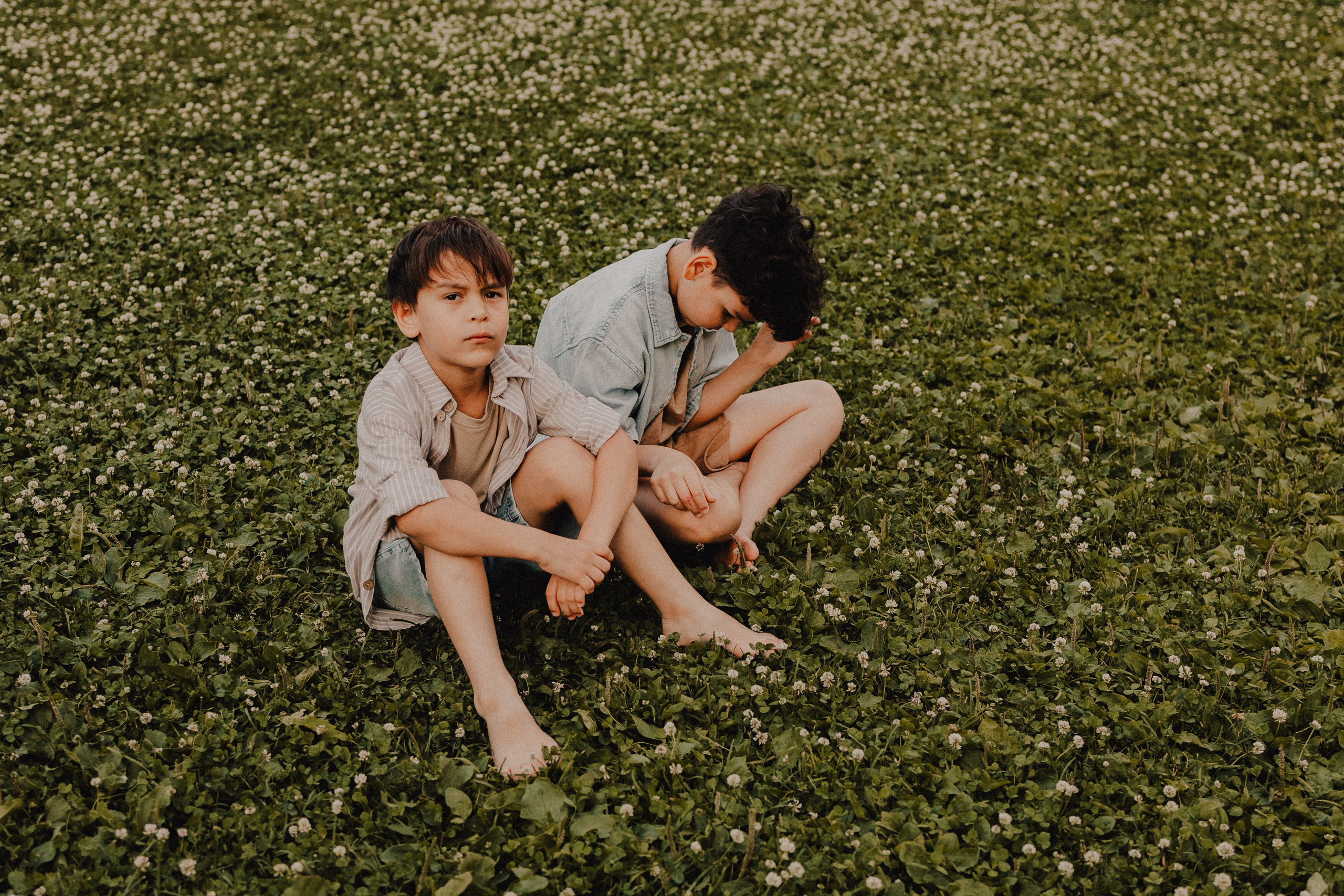 На лужайке. Семейный фотограф Москва