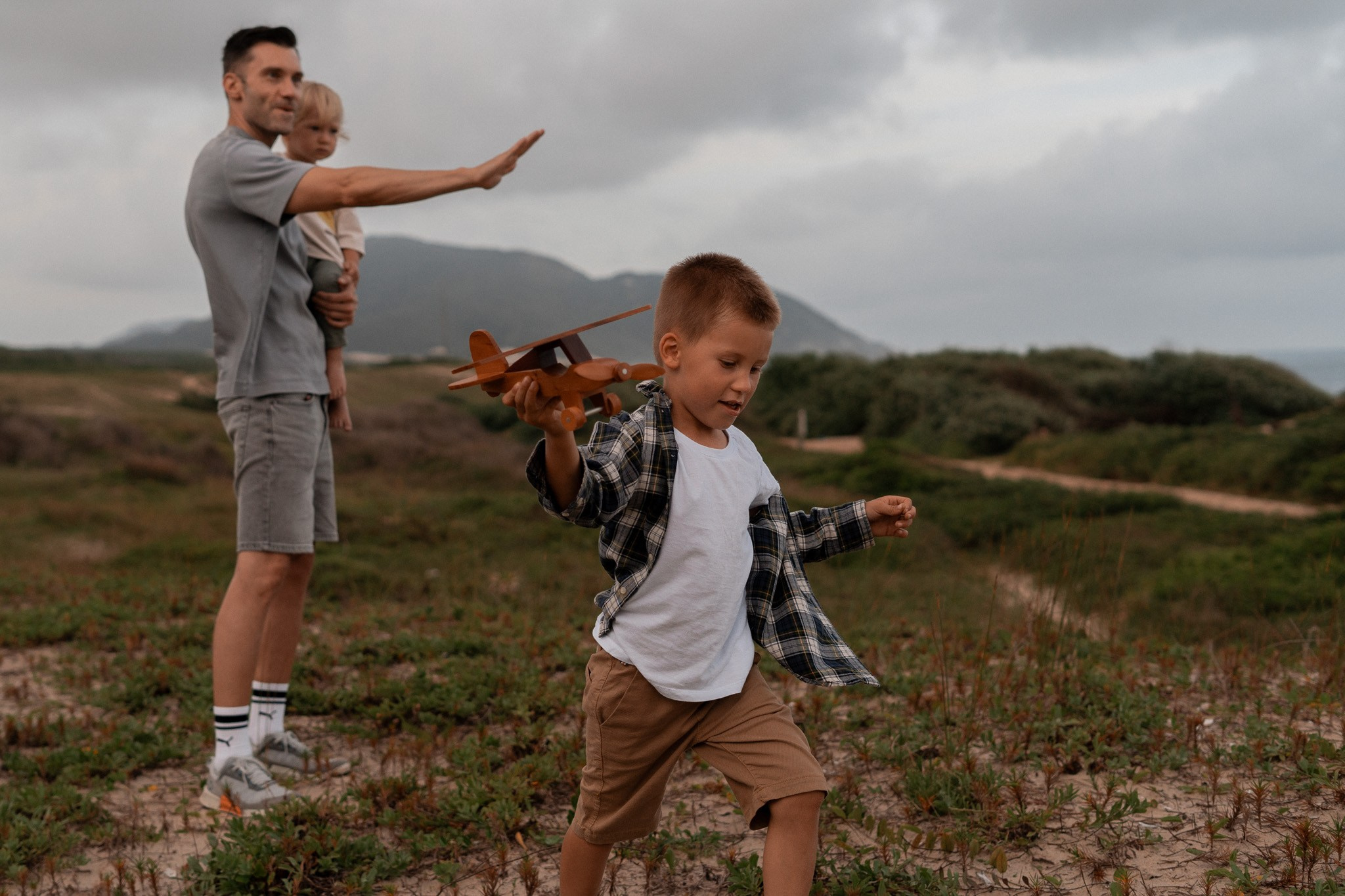 Юные лётчики. Русский фотограф во Флорианополисе | Лена Муни | Беременность, новорожденные, семья