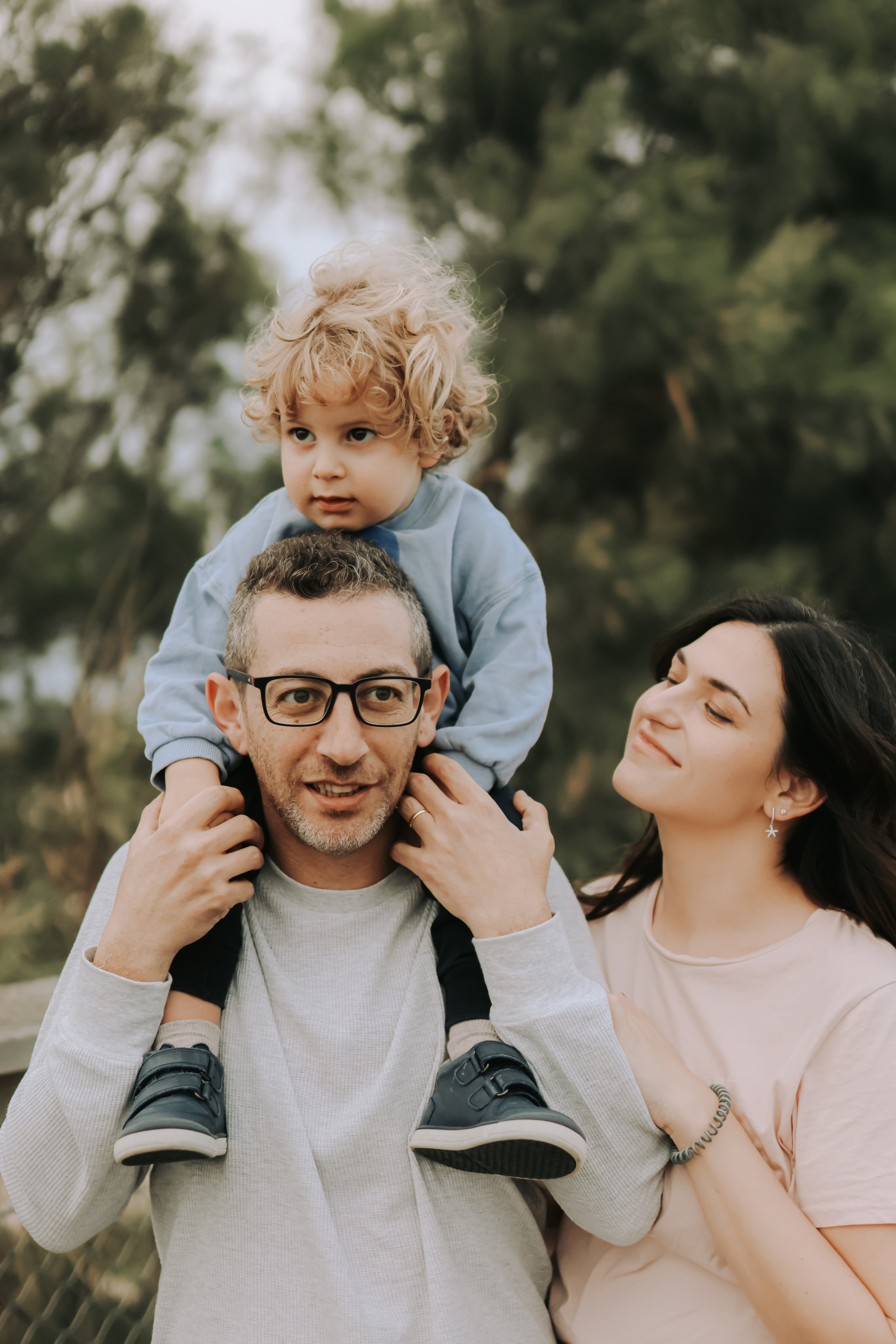 Eithan's family, Tel Aviv | February 2026. Photographer in Israel Alice Milchin