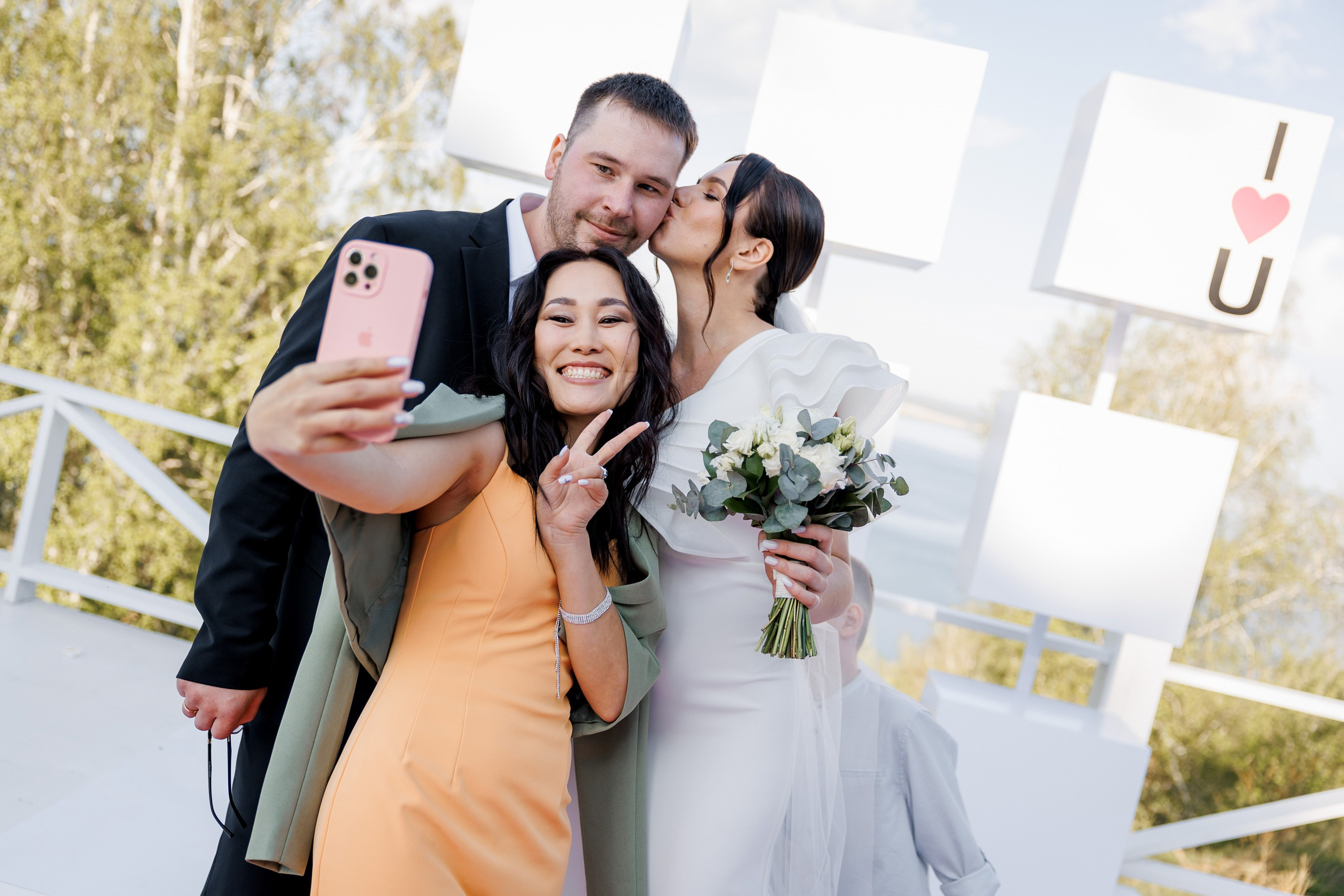 Ваня и Ульяна. Свадебный фотограф в Иркутске Сапаров Александр