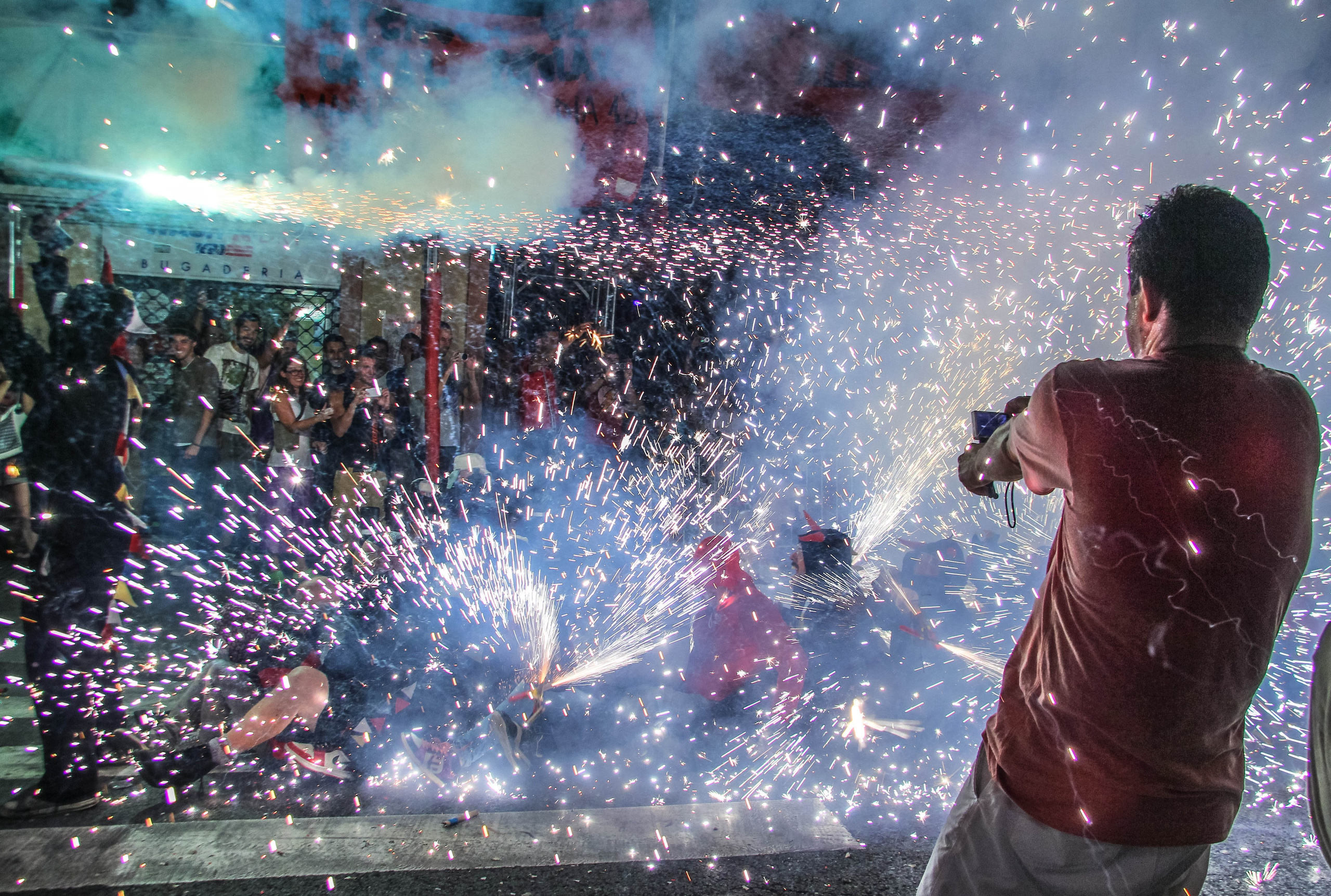 ИСПАНИЯ. Стрит-фотография, полная абсурда, идиотизма и красоты