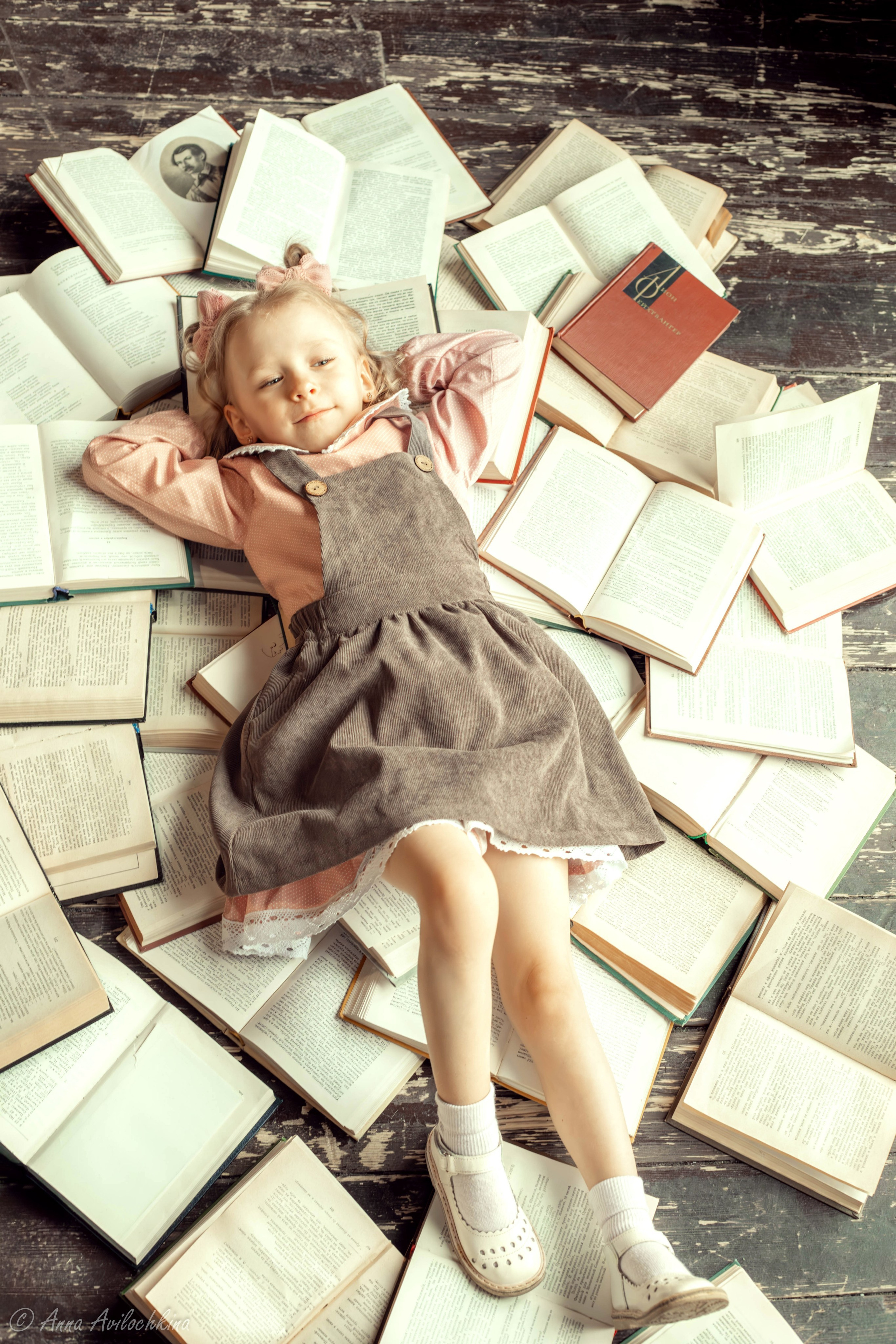 Альбом школьных фотосессий. Семейный и свадебный фотограф в Москве и Домодедово Анна Авилочкина