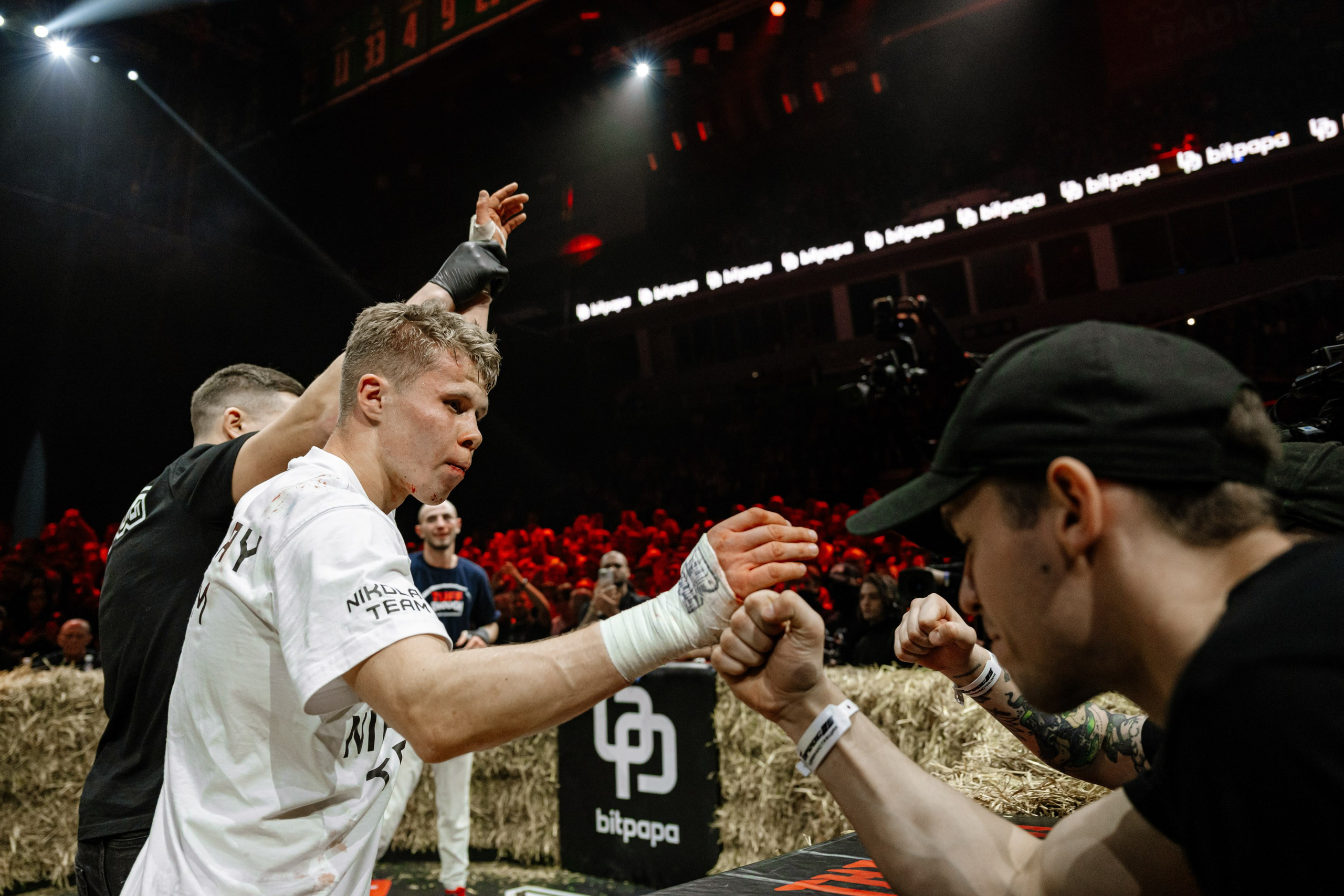 TOP DOG. Максим Комаров — Профессиональный фотограф