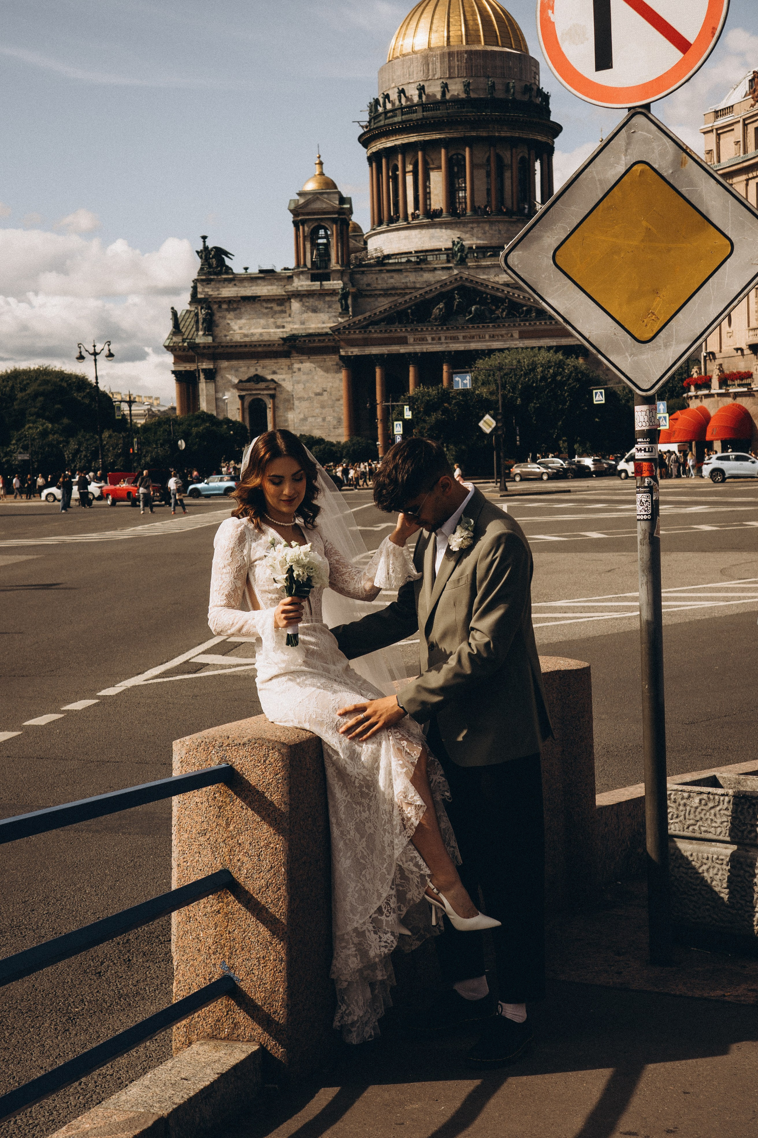 СВАДЕБНАЯ ПРОГУЛКА ВОЗЕ ИСАИКЕВСКОГО СОБОРА АСТОРИИ И ЗАКОНОДАЛЕТНОГО СОБРАНИЯ. Профессиональный фотограф, Санкт-Петербург — Виктория Богомолова