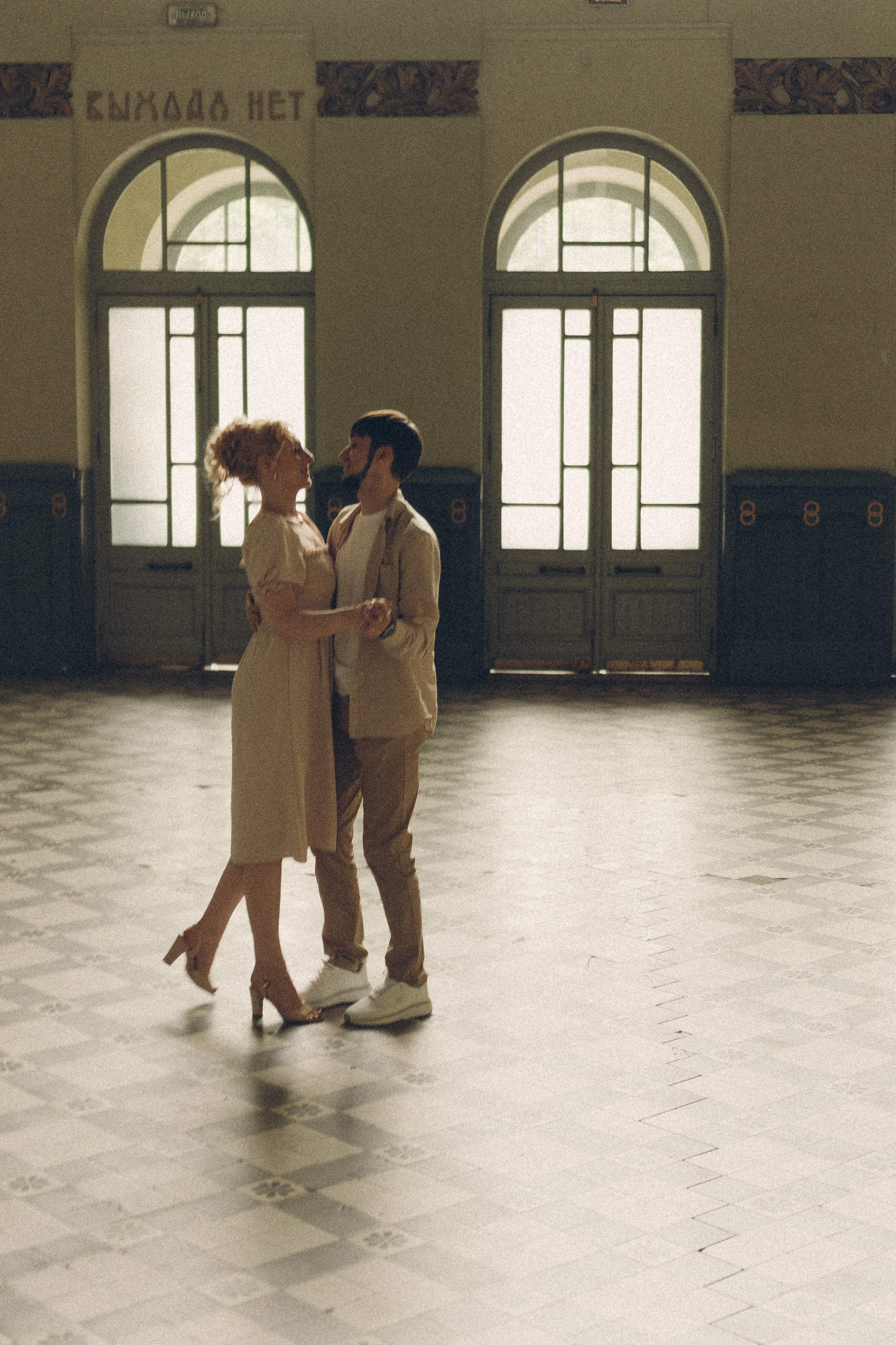 ПРОГУЛКА НА ВИТЕБСКОМ ВОКЗАЛЕ. Профессиональный фотограф, Санкт-Петербург — Виктория Богомолова