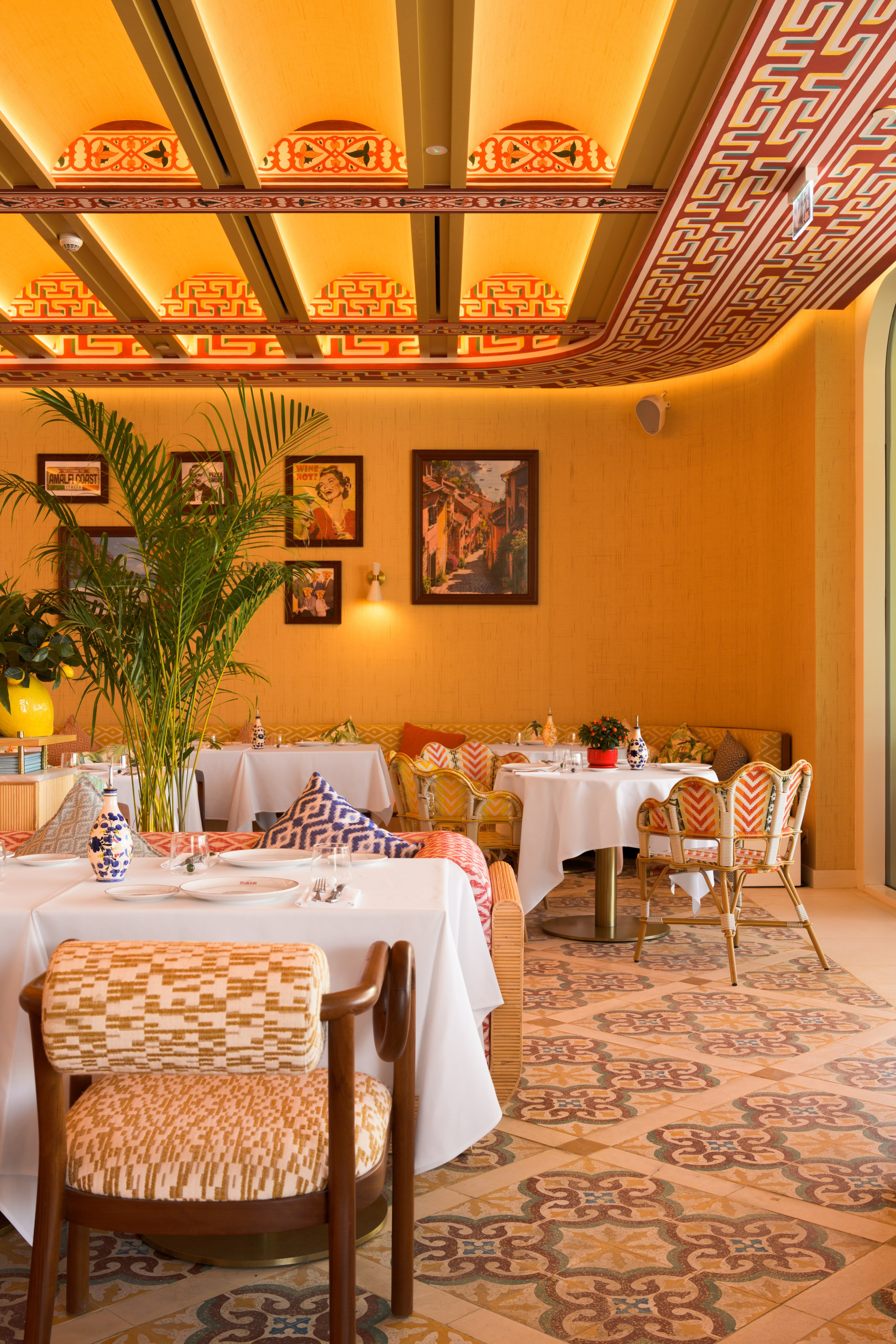 La Baia. Interior photographer in Dubai, Vitalii Grishkov