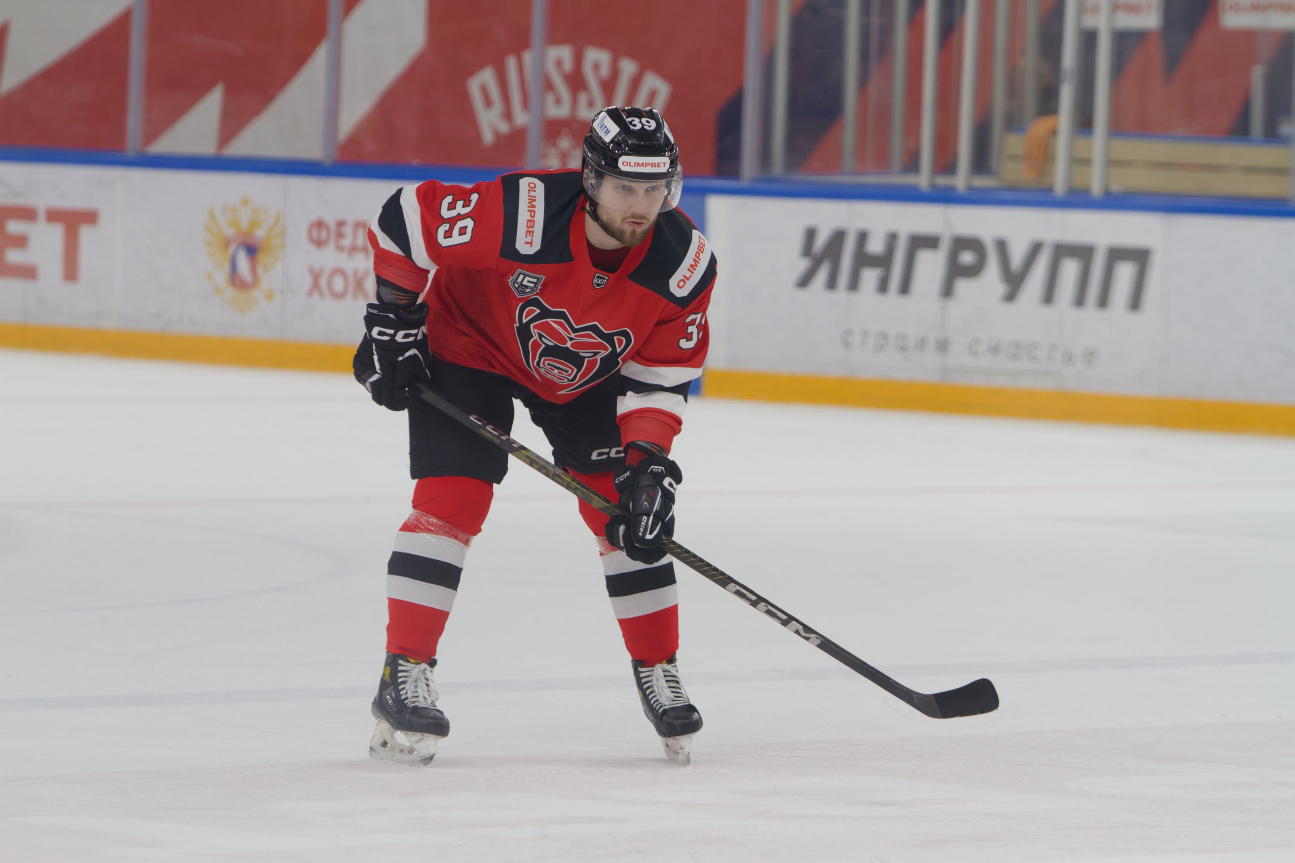 Хоккей. Молот-Химик 12.02.2025. Репортажный и спортивный фотограф в г. Пермь Зильберг Павел