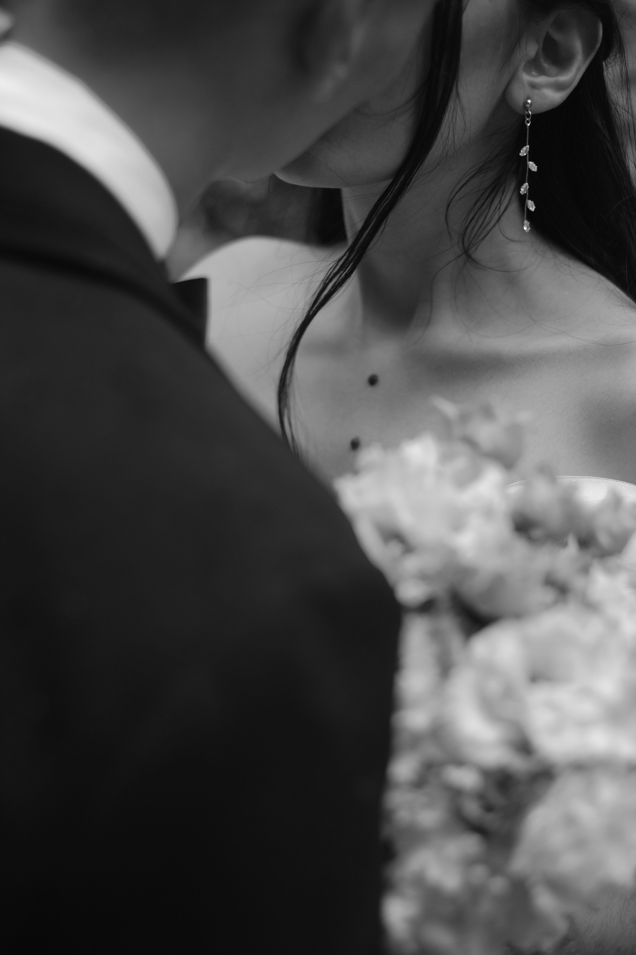 Свадебная фотосессия для прокатной пары. Воронцовский дворец. Профессиональная фотосъемка в Крыму. Натуральные эмоции и живые кадры. Забронируйте дату прямо сейчас!