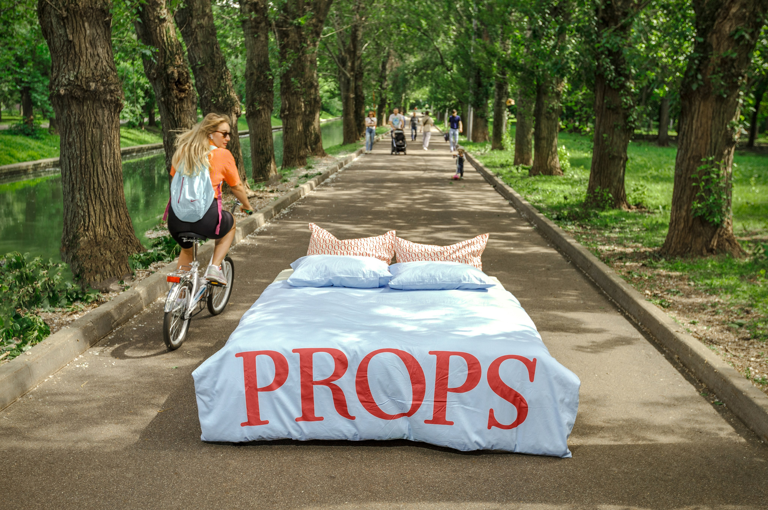 Промо для PROPS. Портретный и ивент-фотограф в Москве