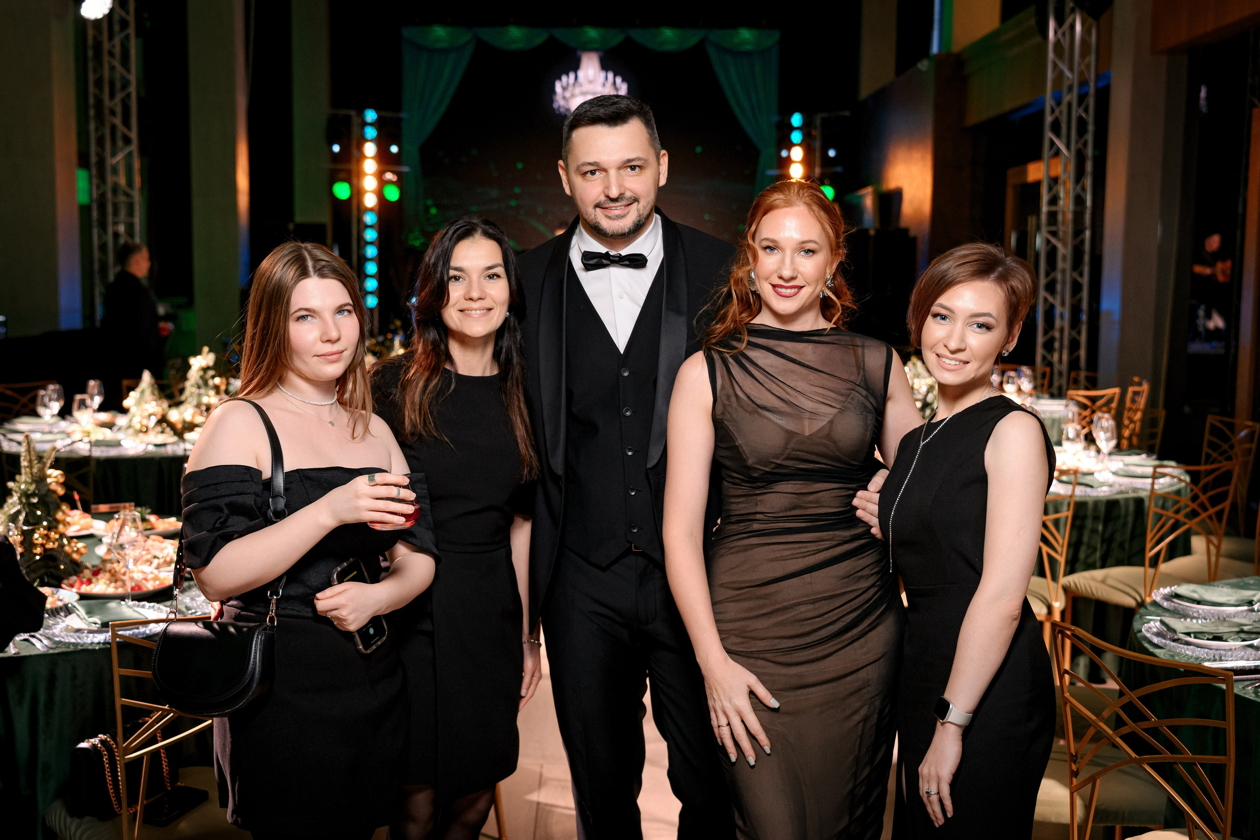 РАЗУМ. Максим Комаров — Профессиональный фотограф