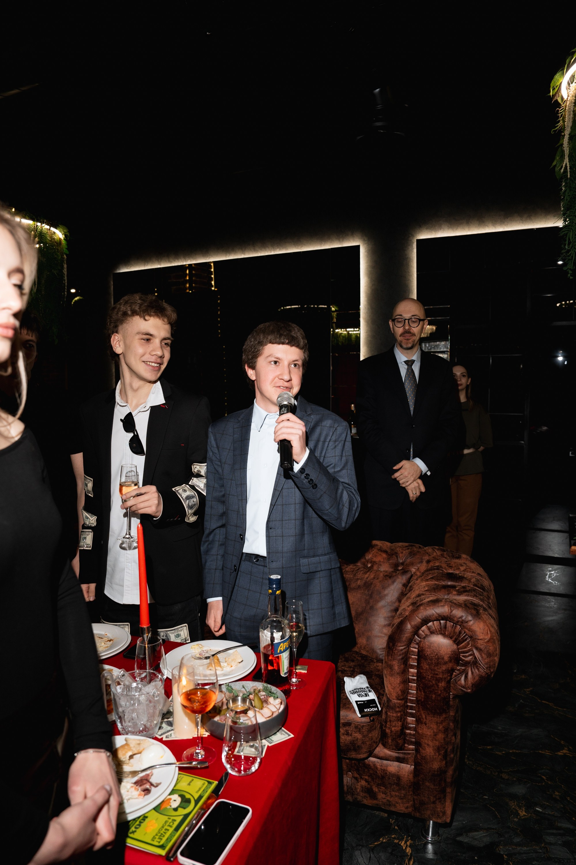 18 ЛЕТ. Женский портрет