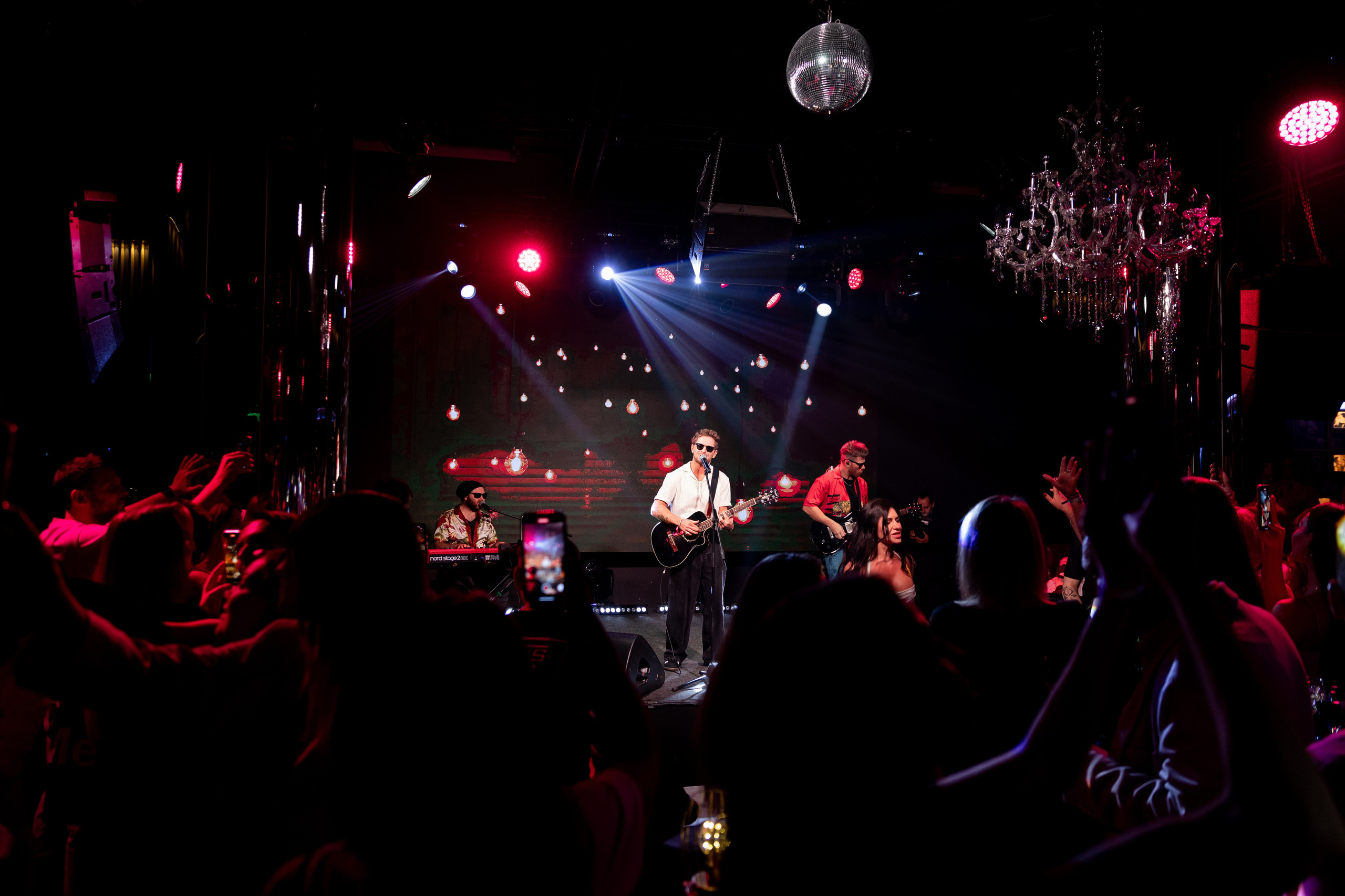 Белая полоса начинается. Душевный фотограф Ваших самых ярких событий Марина Погребняк