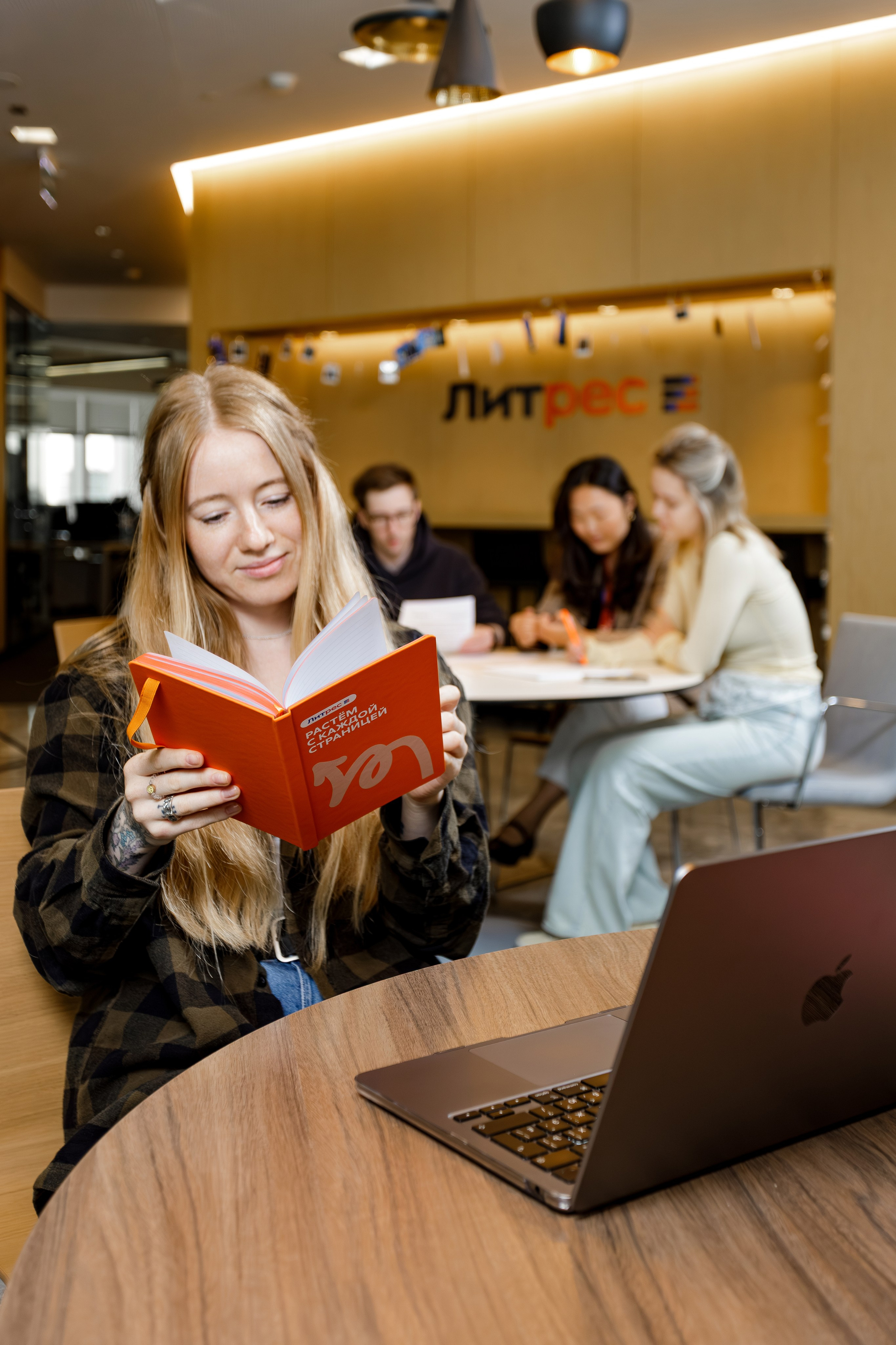 Производственная, Корпоративная фотография. Репортажный Фотограф