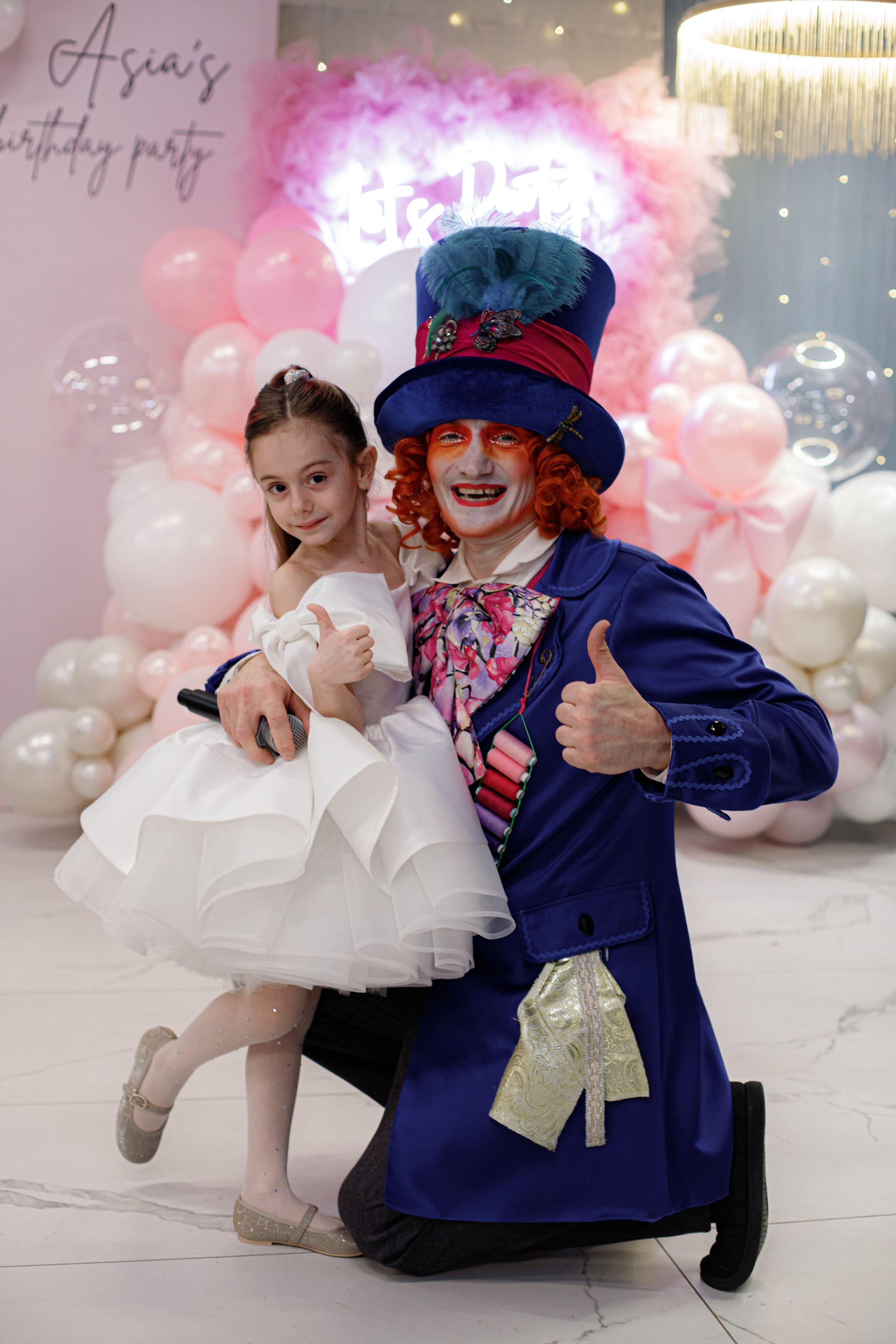 ASIA'S BIRTHDAY PARTY. Photokarish