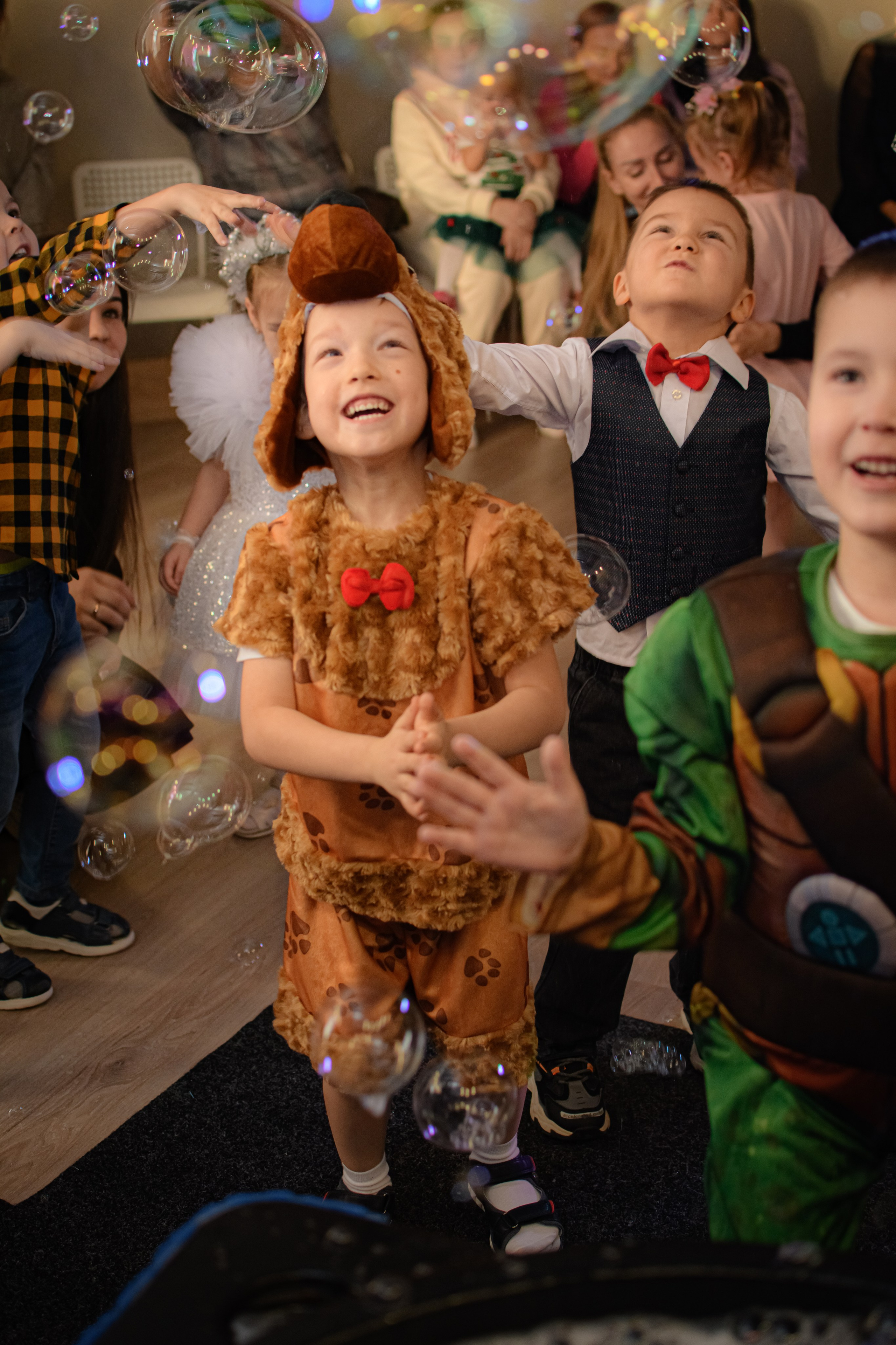 HAPPY NEW YEAR. Photokarish