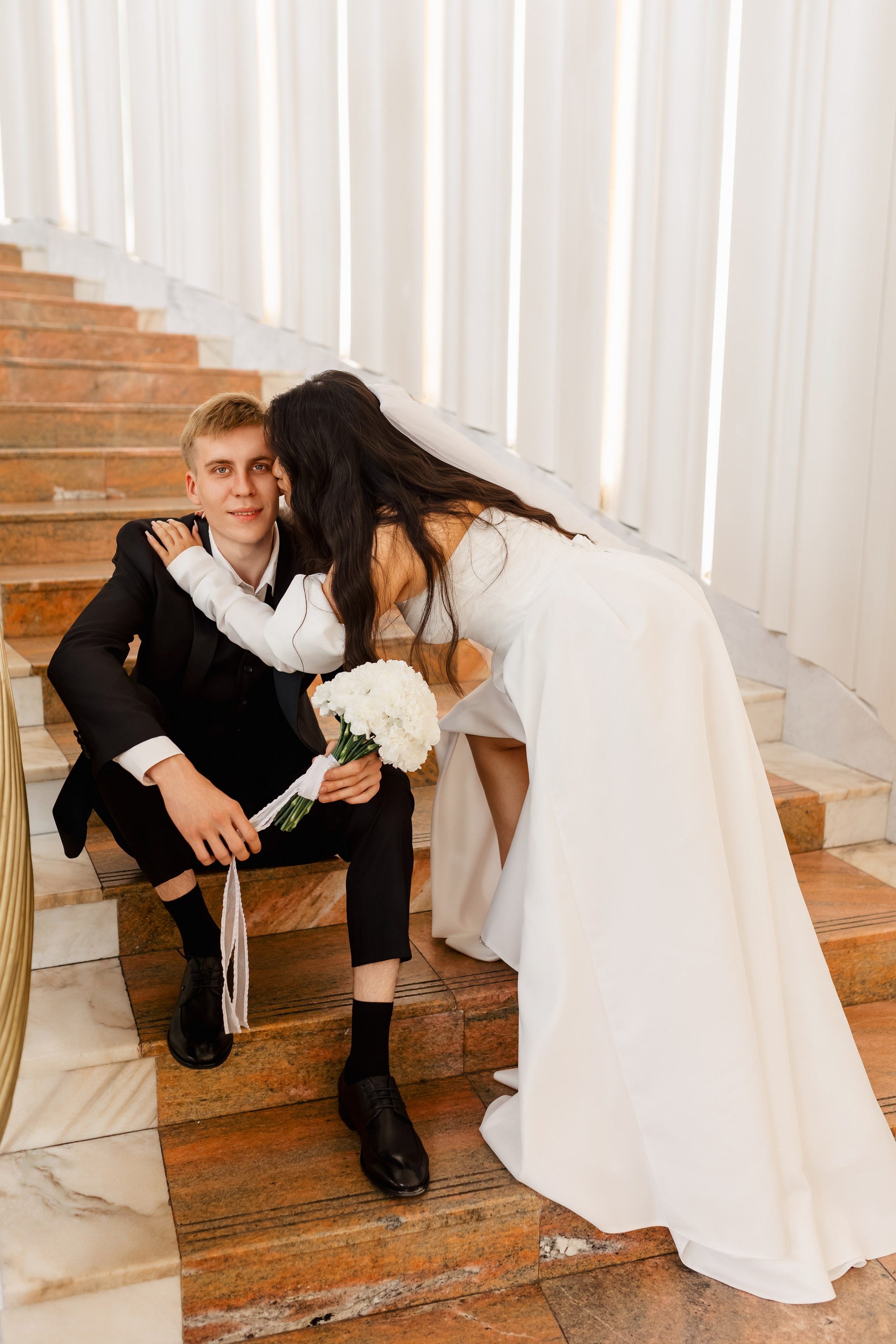 Андрей и Анна. Интурист. Комсомольская площадь. Свадебный фотограф в Хабаровске