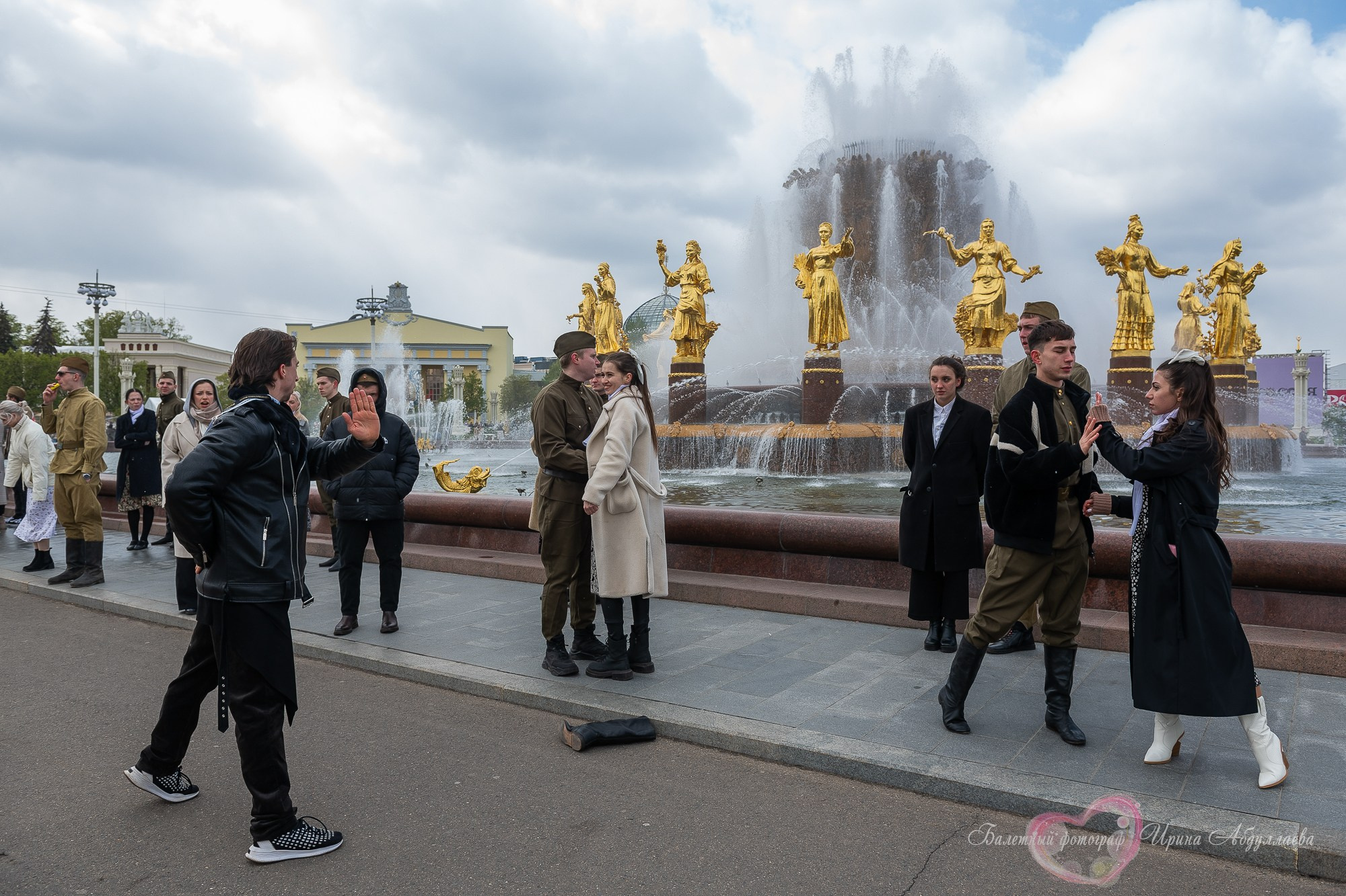 Флешмоб 9 мая Вальс победы ВДНХ