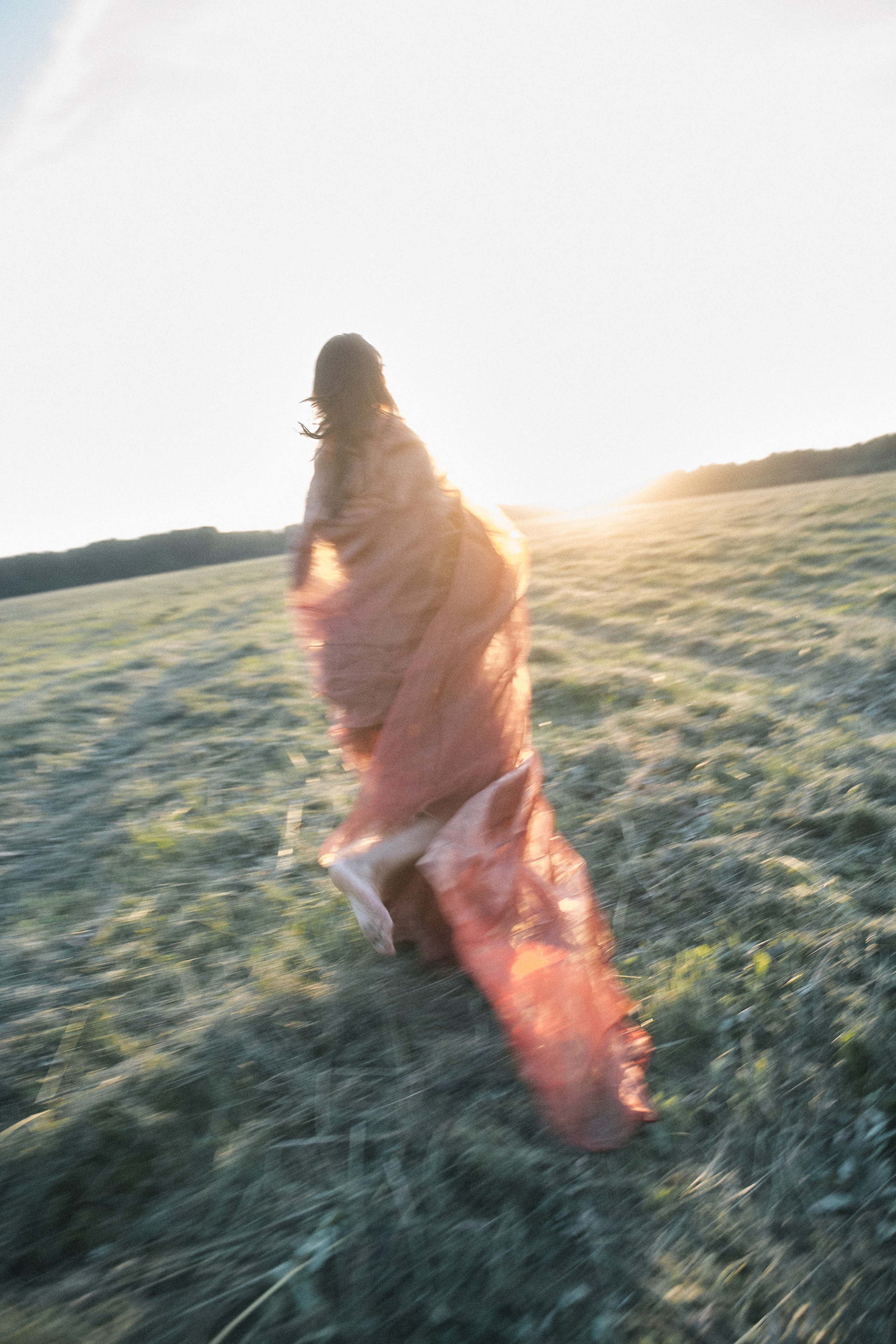 Eleonora in field. Главная
