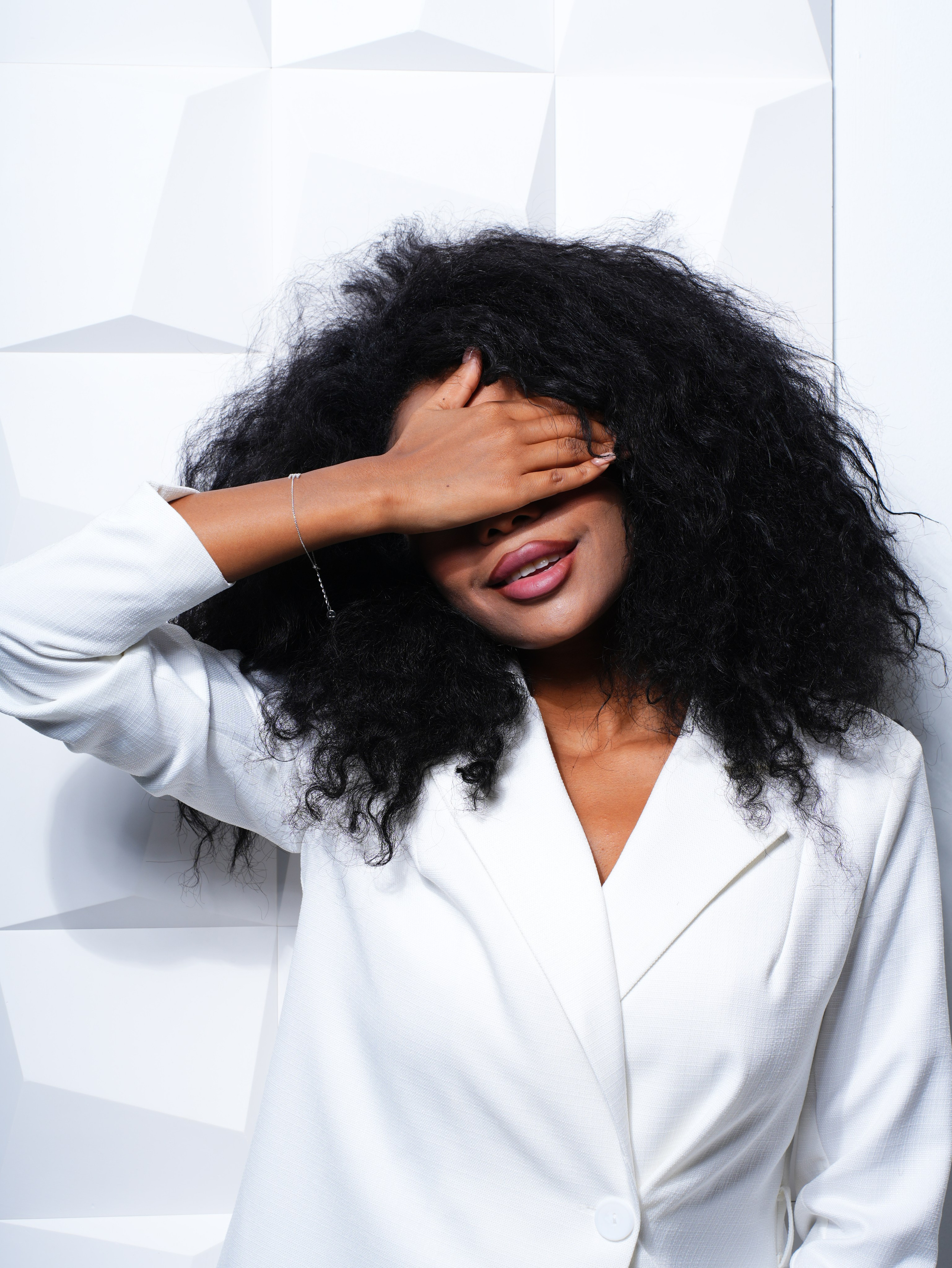 Ювелирная съемка для маркетплейсов. ТМ Продакшн — Съемка для маркетплейсов в Москве