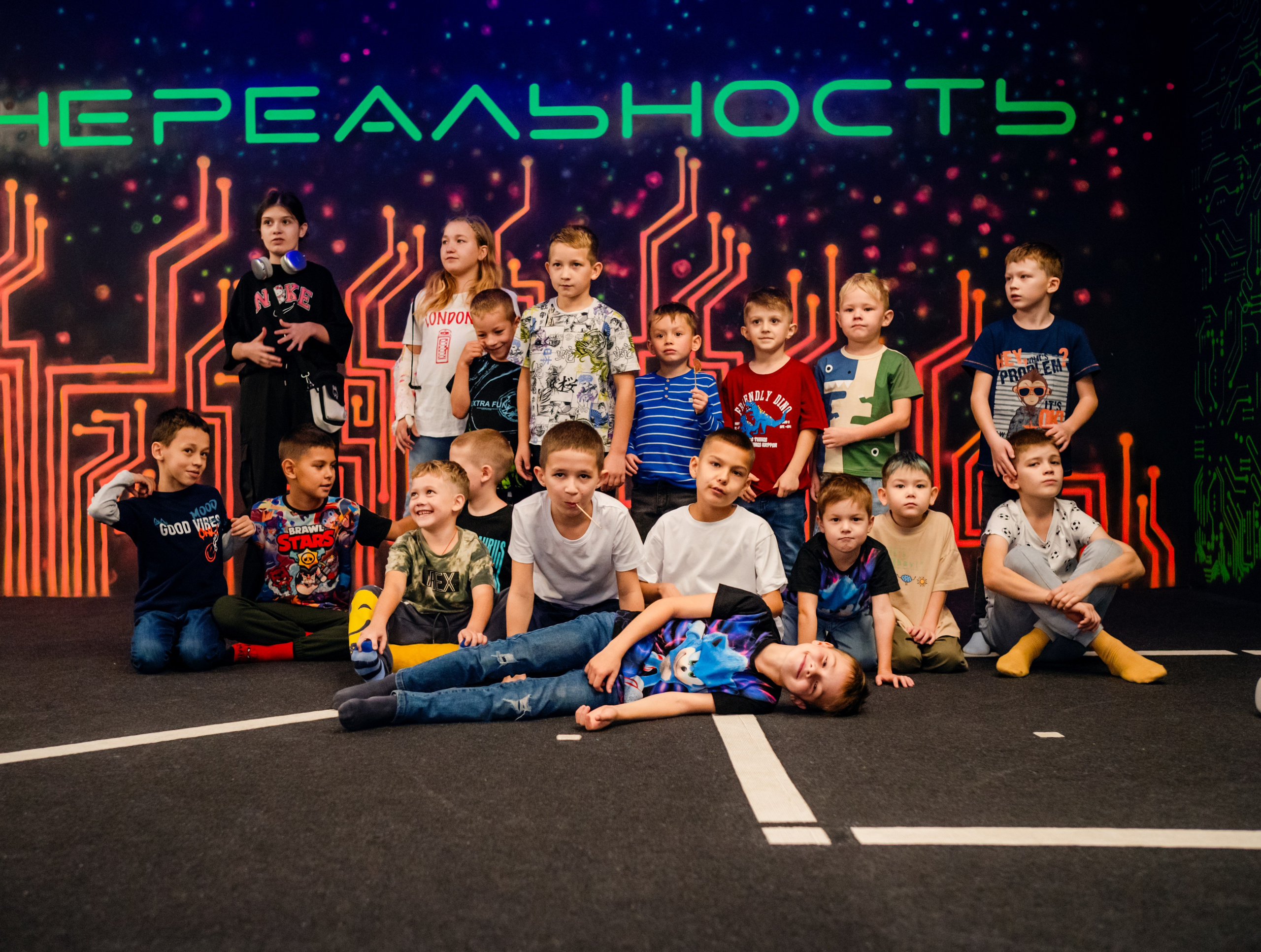 VR (September-October 2024). Felixtones