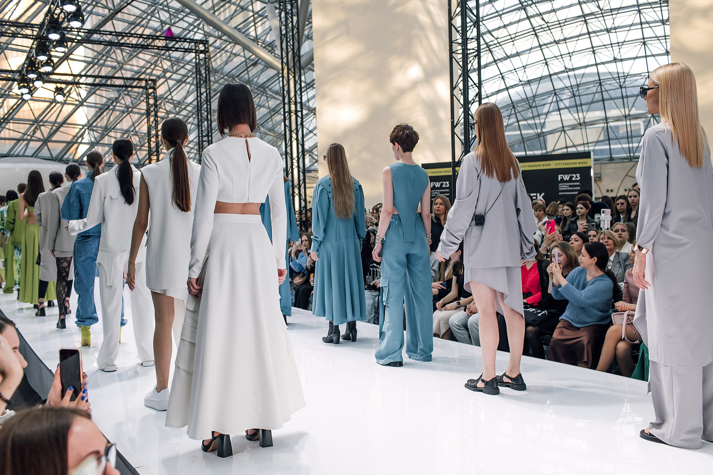 City Fashion Week. Любовь Чуляева — свадебный фотограф в Москве и Европе