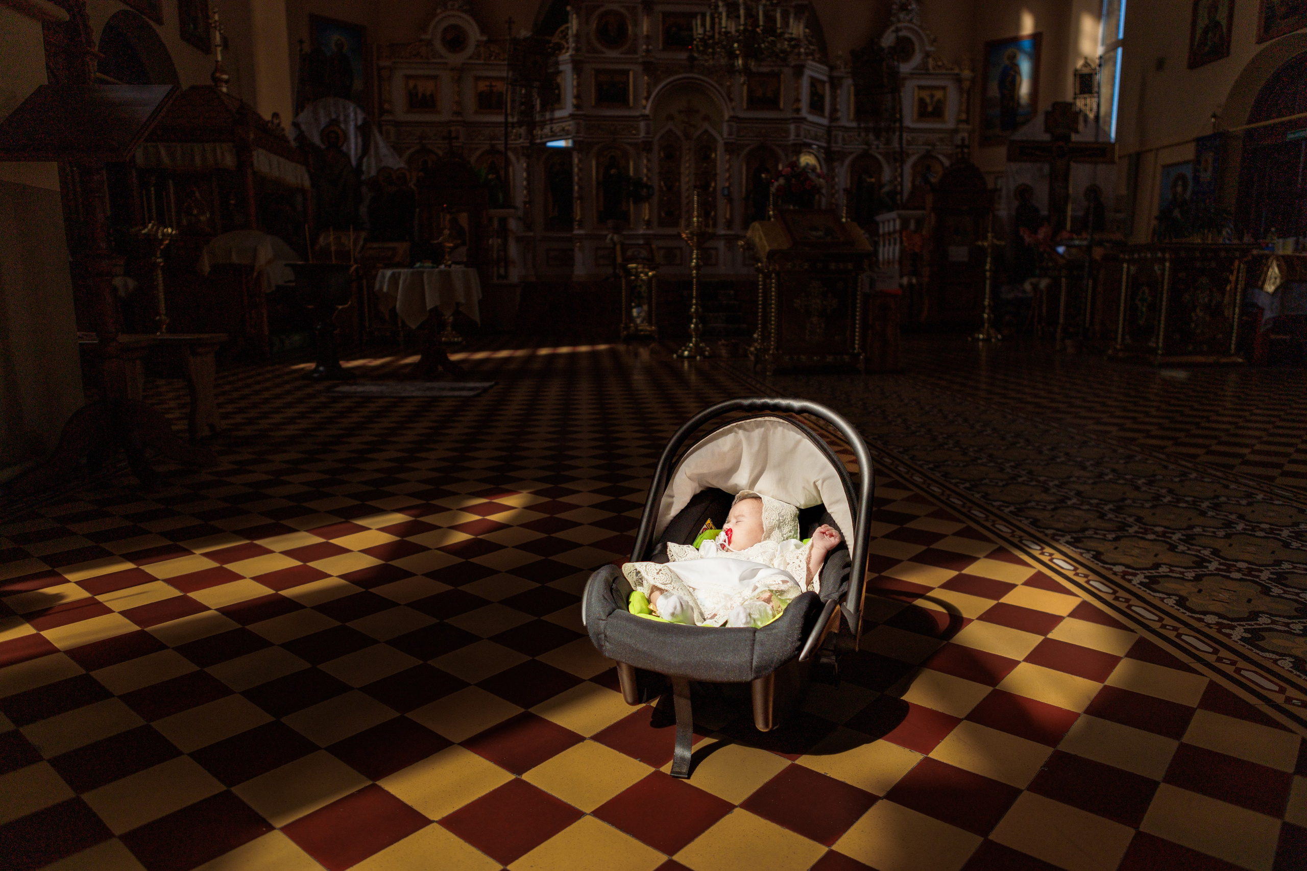 Таинство Крещения. Фотограф новорожденных в Волковыске Валя Легкова