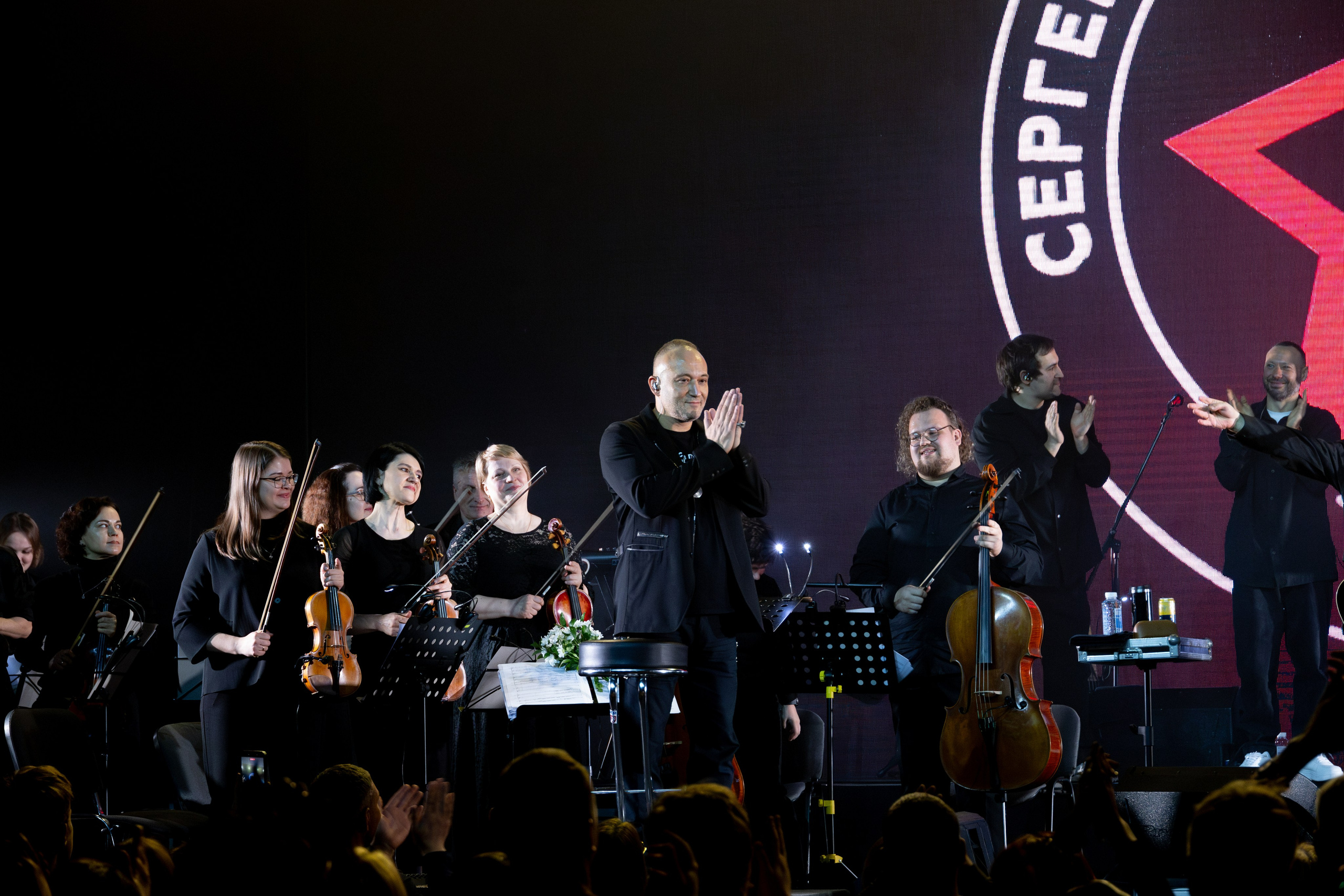 Сергей Бобунец КРАСНОЯРСК. Фотограф Красноярск съемки лавстори, фотосессия в студии, портретная съемка, творческие фотосессии
