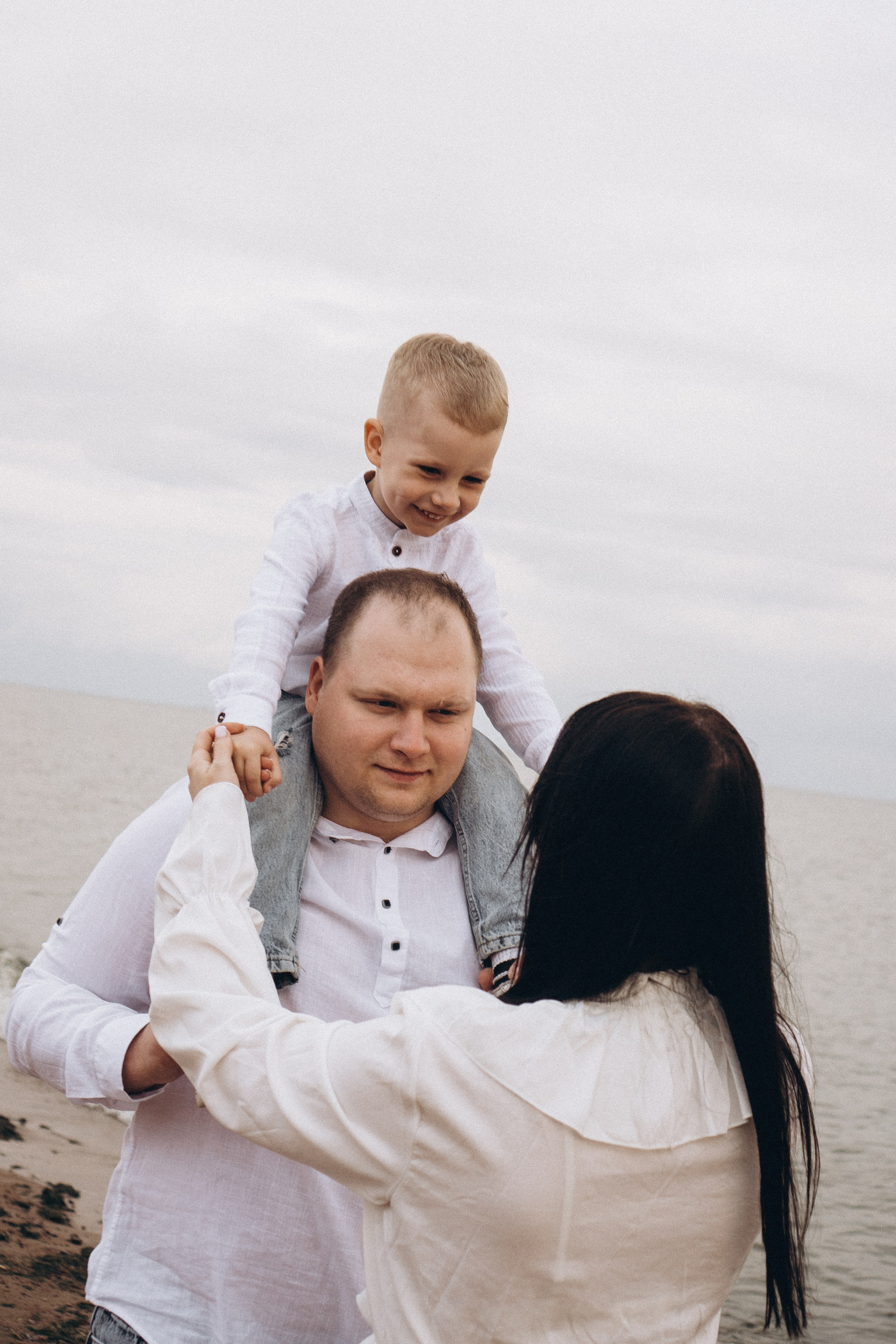 Семейная история на берегу залива. Профессиональный фотограф, Санкт-Петербург — Виктория Богомолова