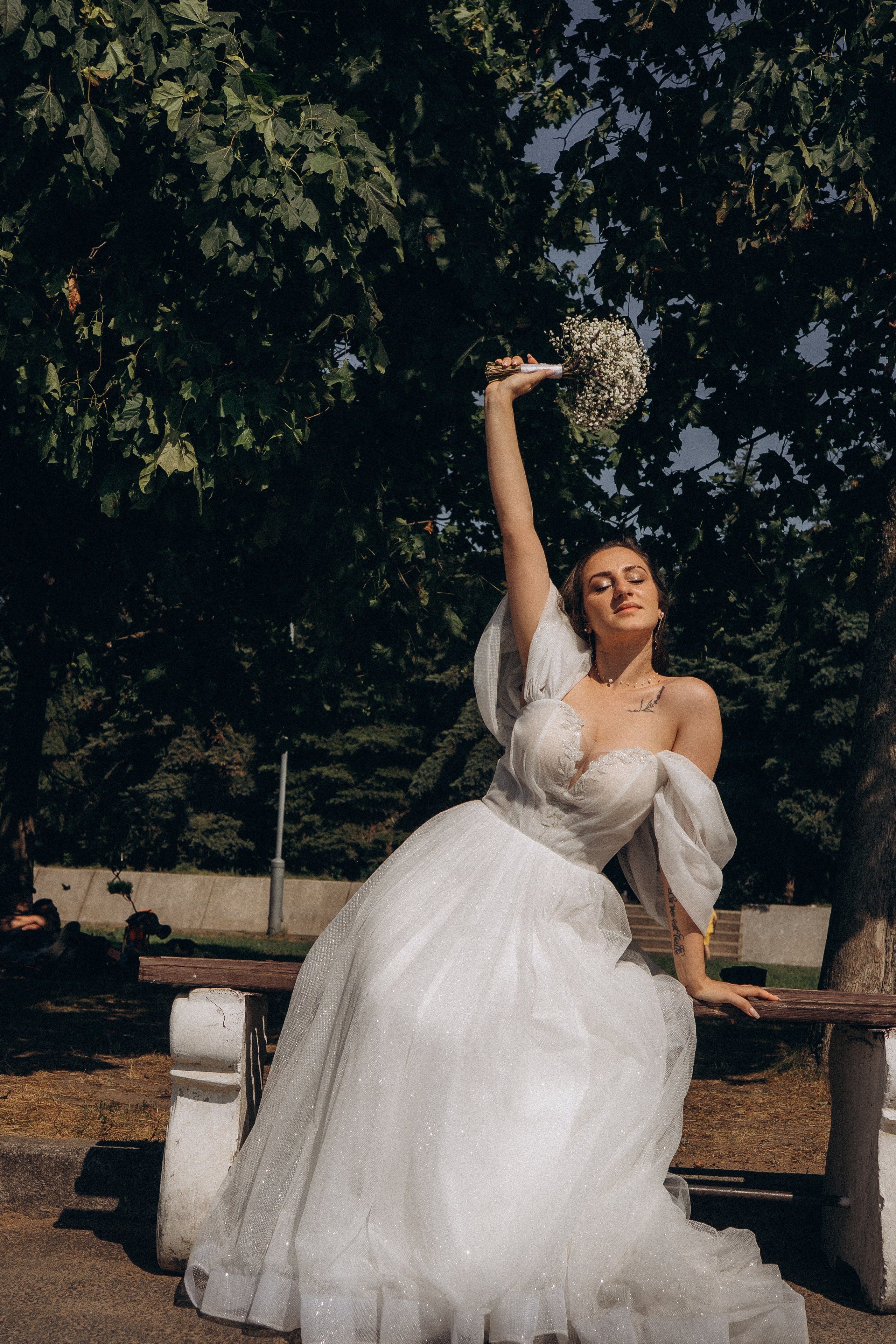 СВАДЕБНАЯ СЬЕМК В ПАРКЕ 300-ЛЕТИЯ. Профессиональный фотограф, Санкт-Петербург — Виктория Богомолова