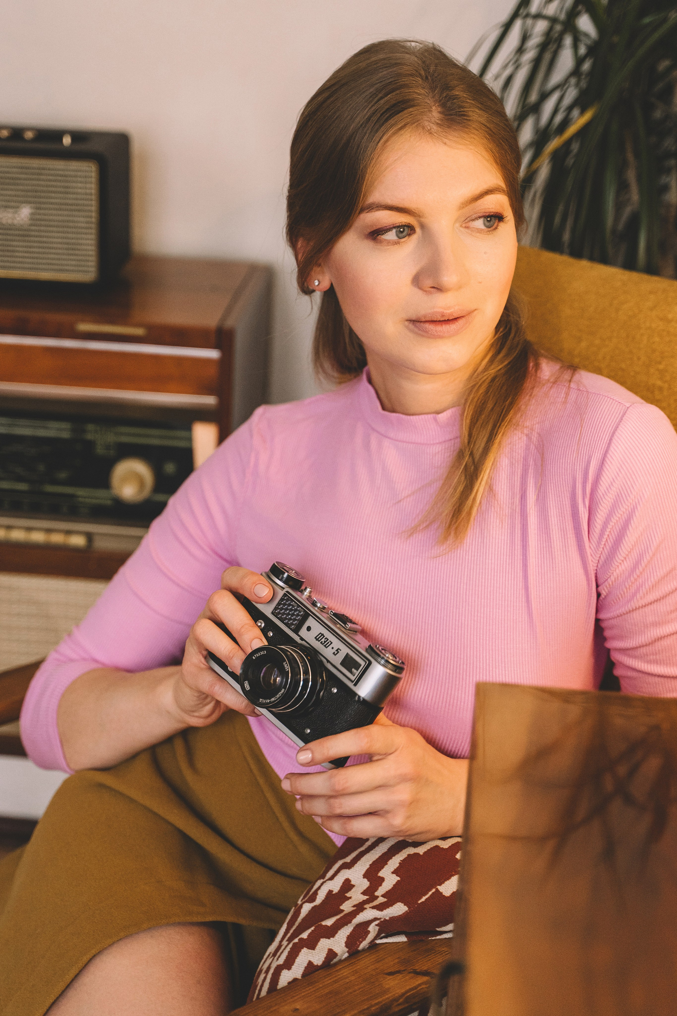 Женский фотограф в Москве и Московской области. Женская фотосессия. Женственные фотографии. Фотографии красивых женщин. Красивая стильная женская фотосессия. Контент-фотосессия. Визуал для блога.