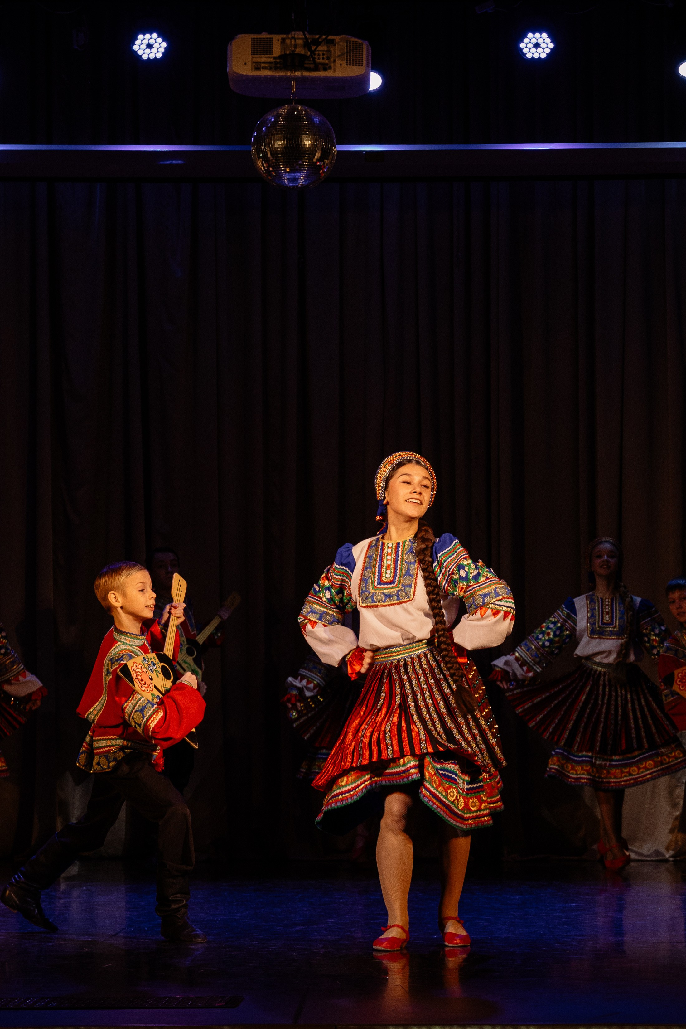 Сибирские узоры ДК Ефремова. Фотограф Юлия Мальцева