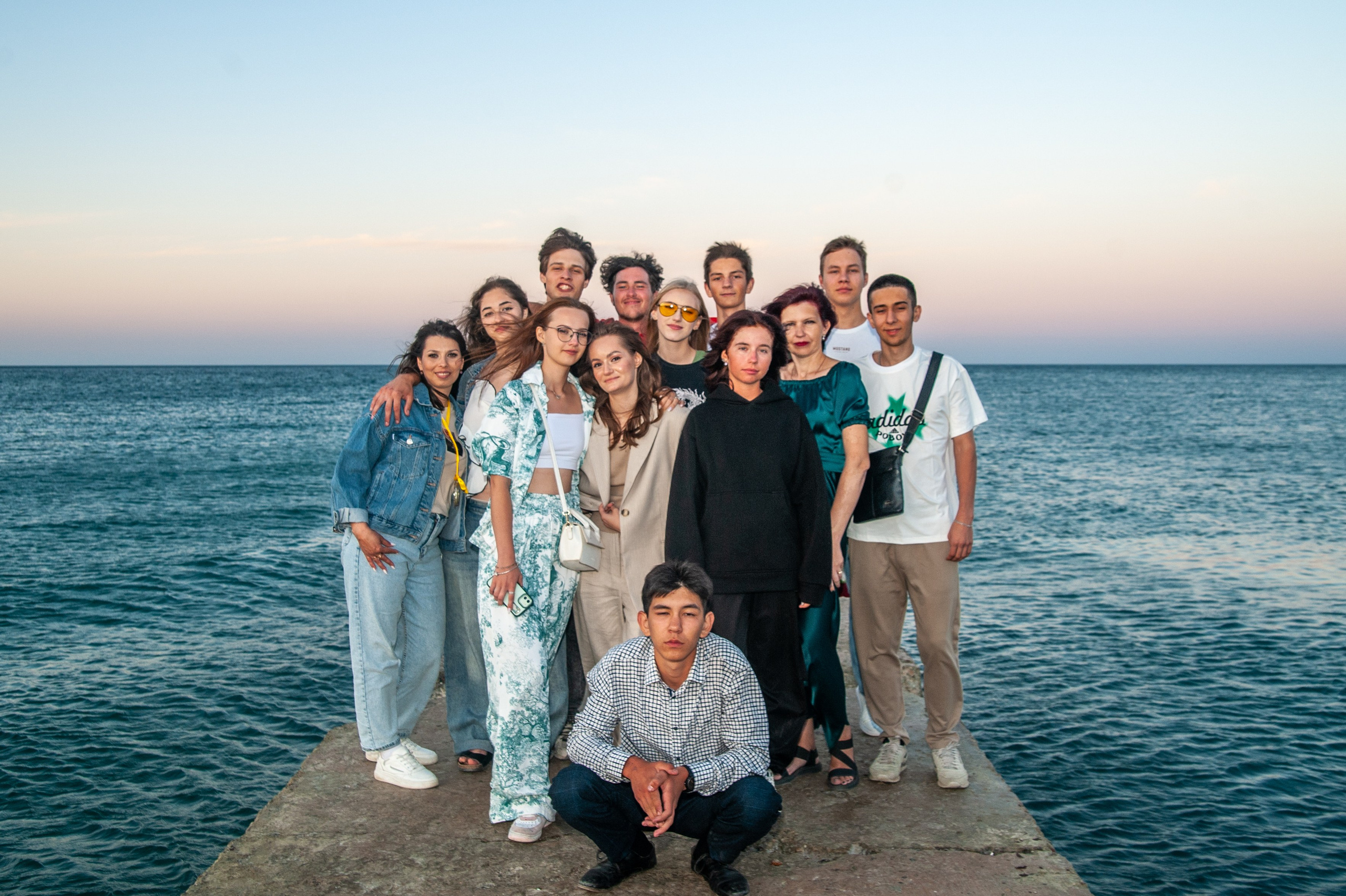 Выпускной МАОУ СОШ № 17 им. Эдуарда Есаяна. Свадебный и семейный фотограф Денис Лукьянов в Краснодаре, Краснодарском крае и Республике Крым